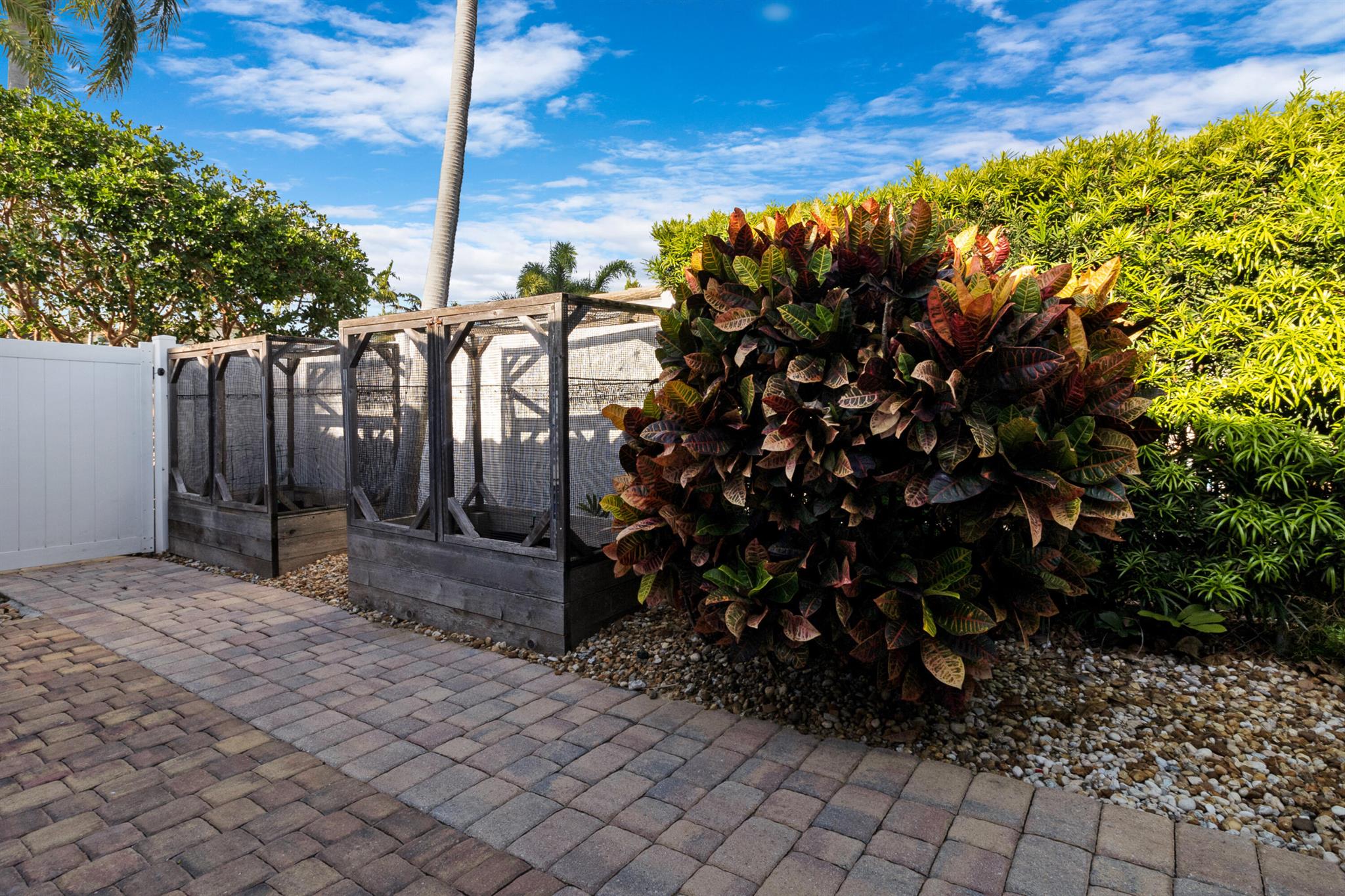 2320 SE 8th Court