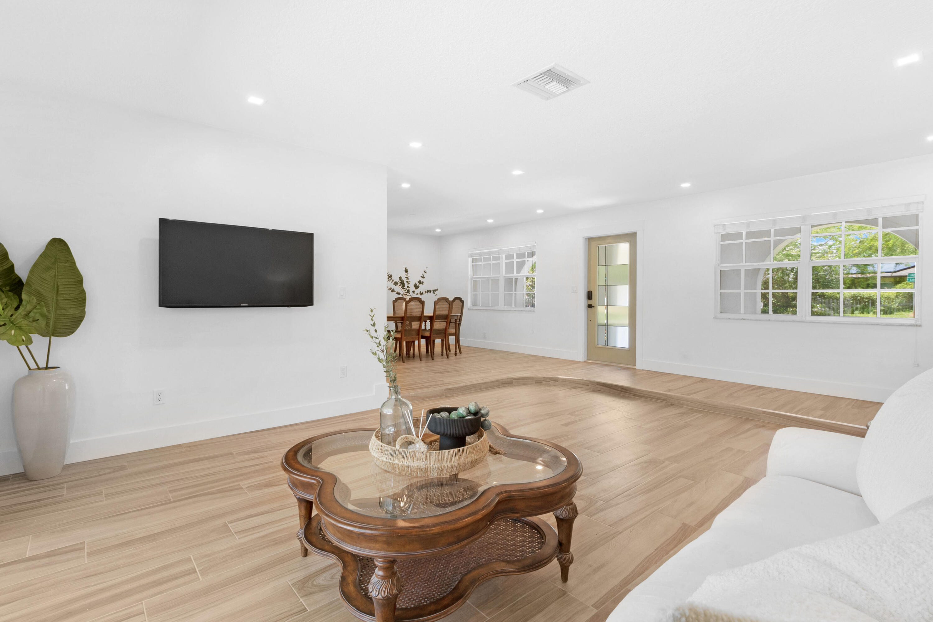 4060 Lake Drive