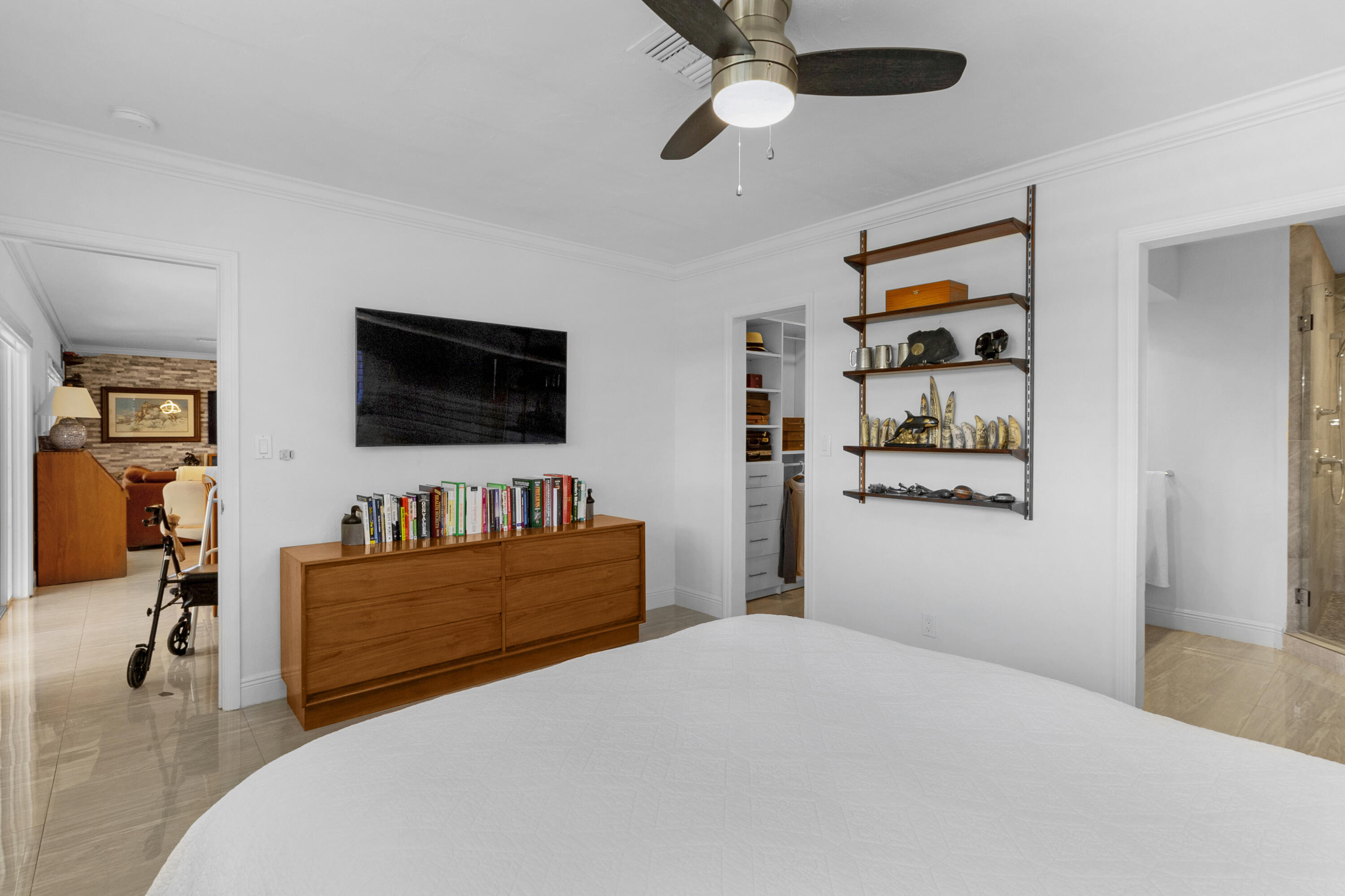 5180 NE 18 Terrace