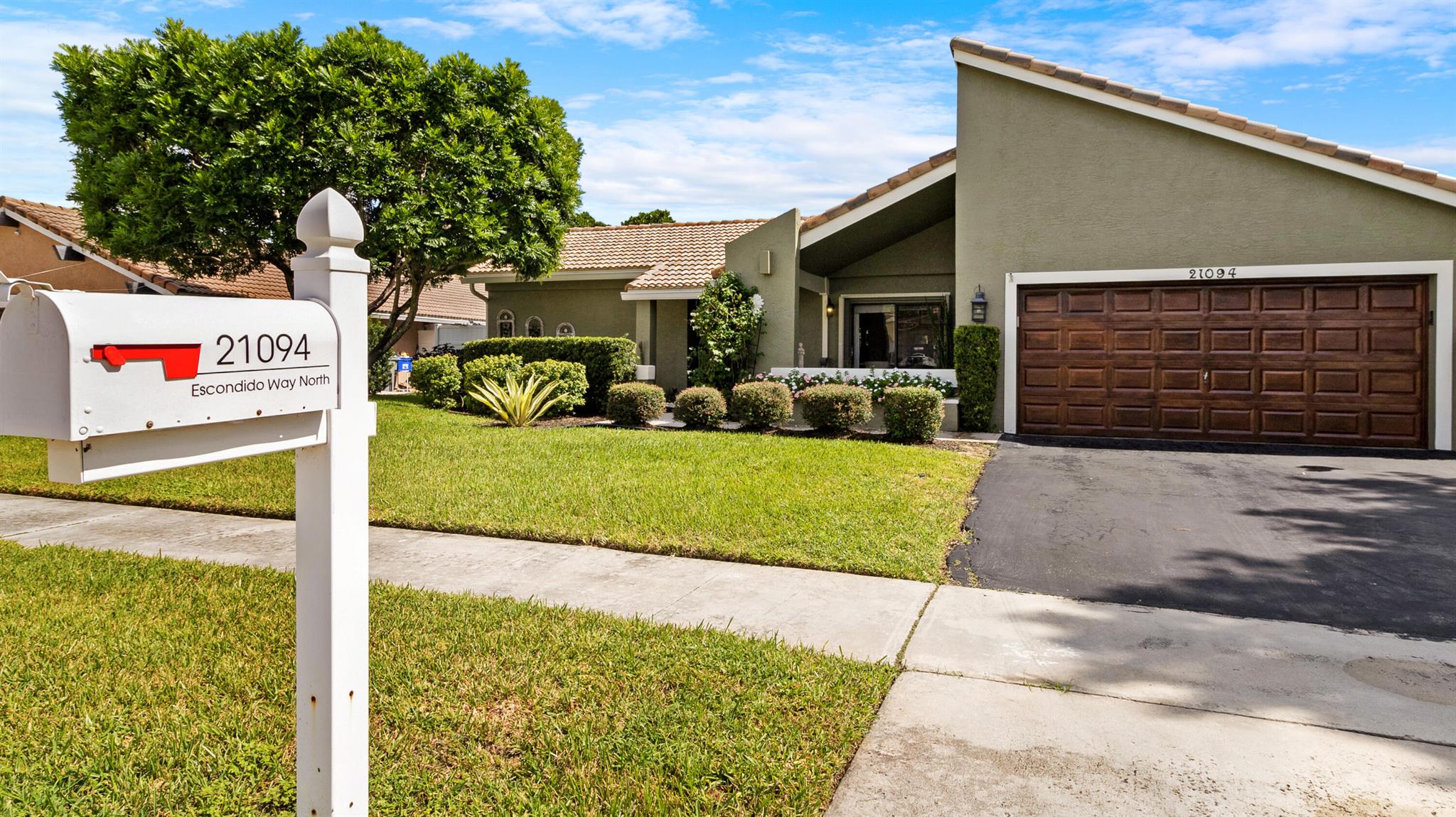 21094 Escondido Way N