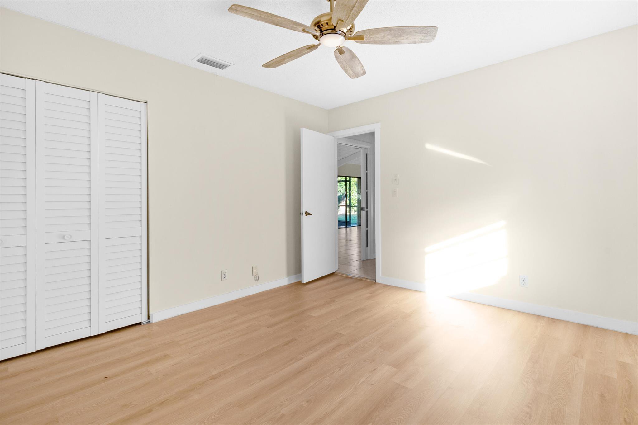 21094 Escondido Way N