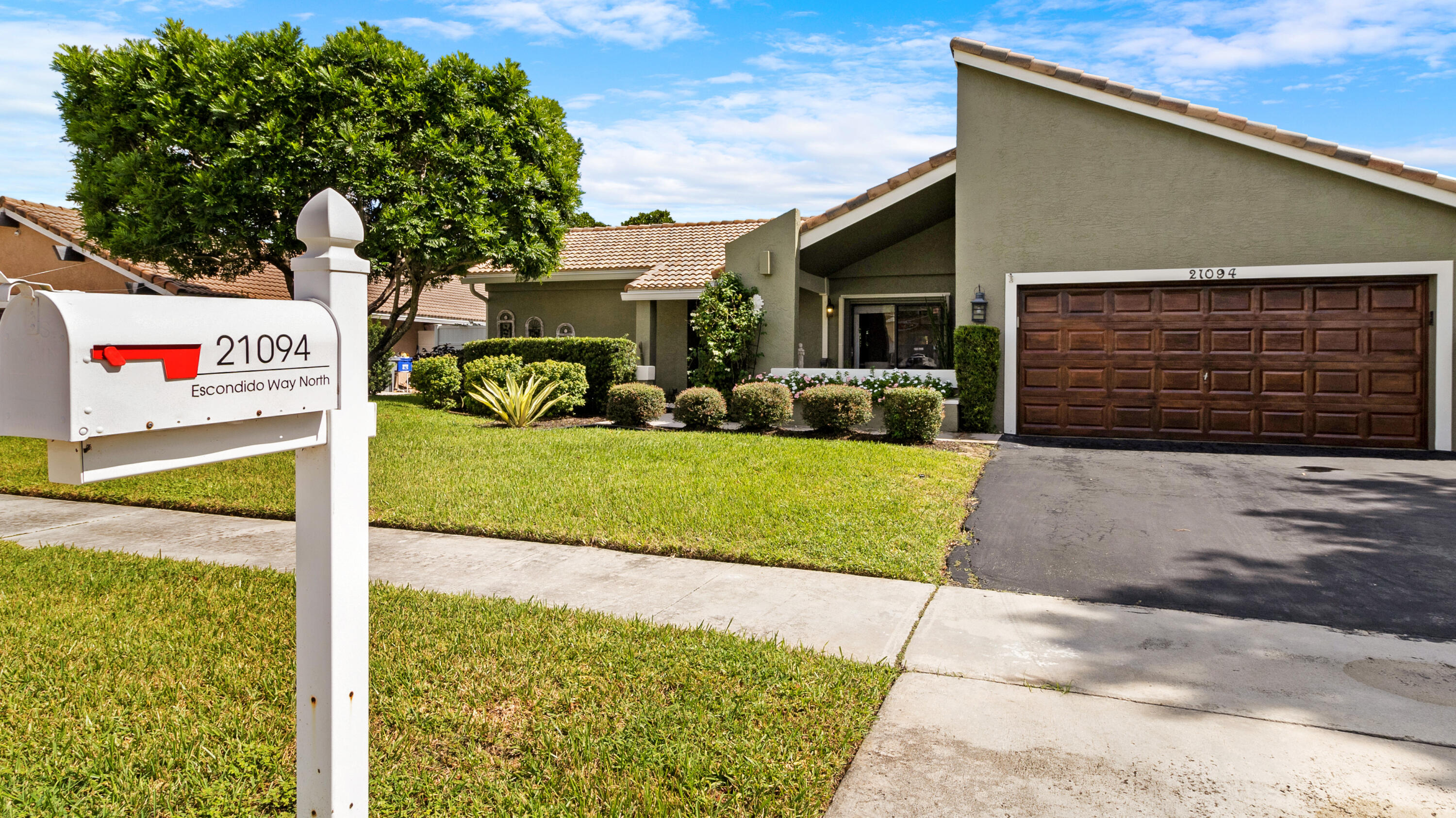 21094 Escondido Way N
