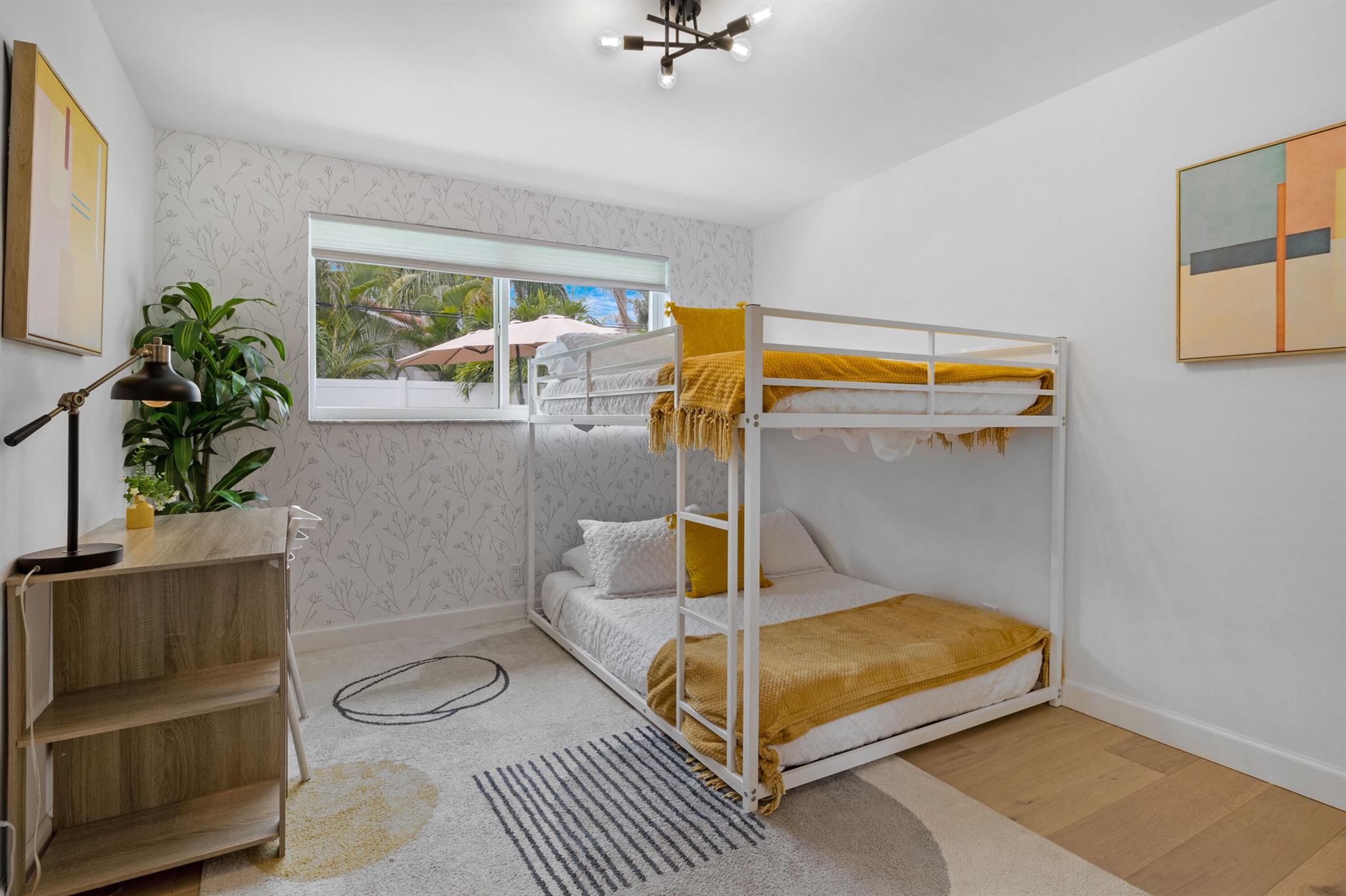 2862 NE 35th Court