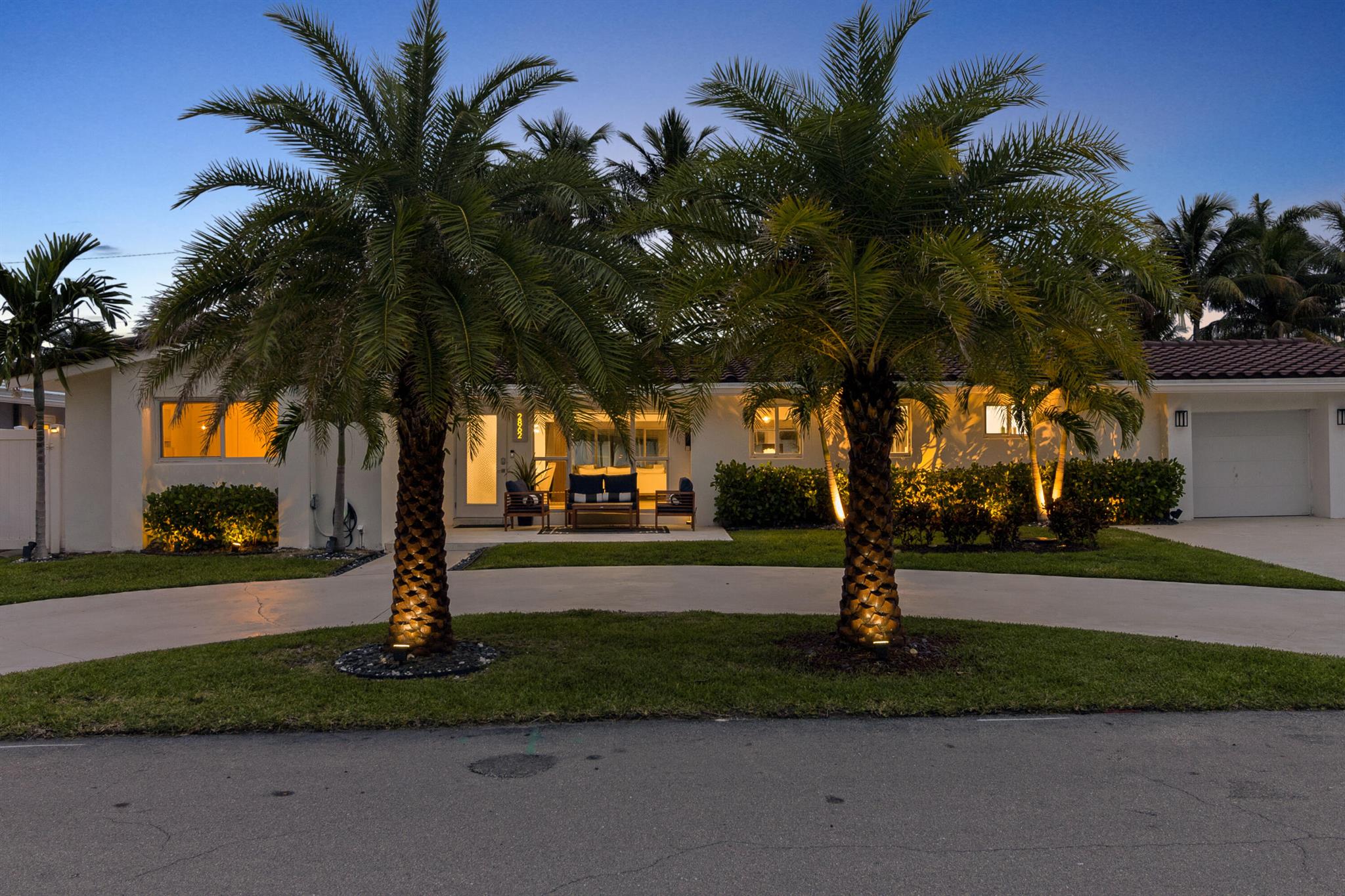 2862 NE 35th Court