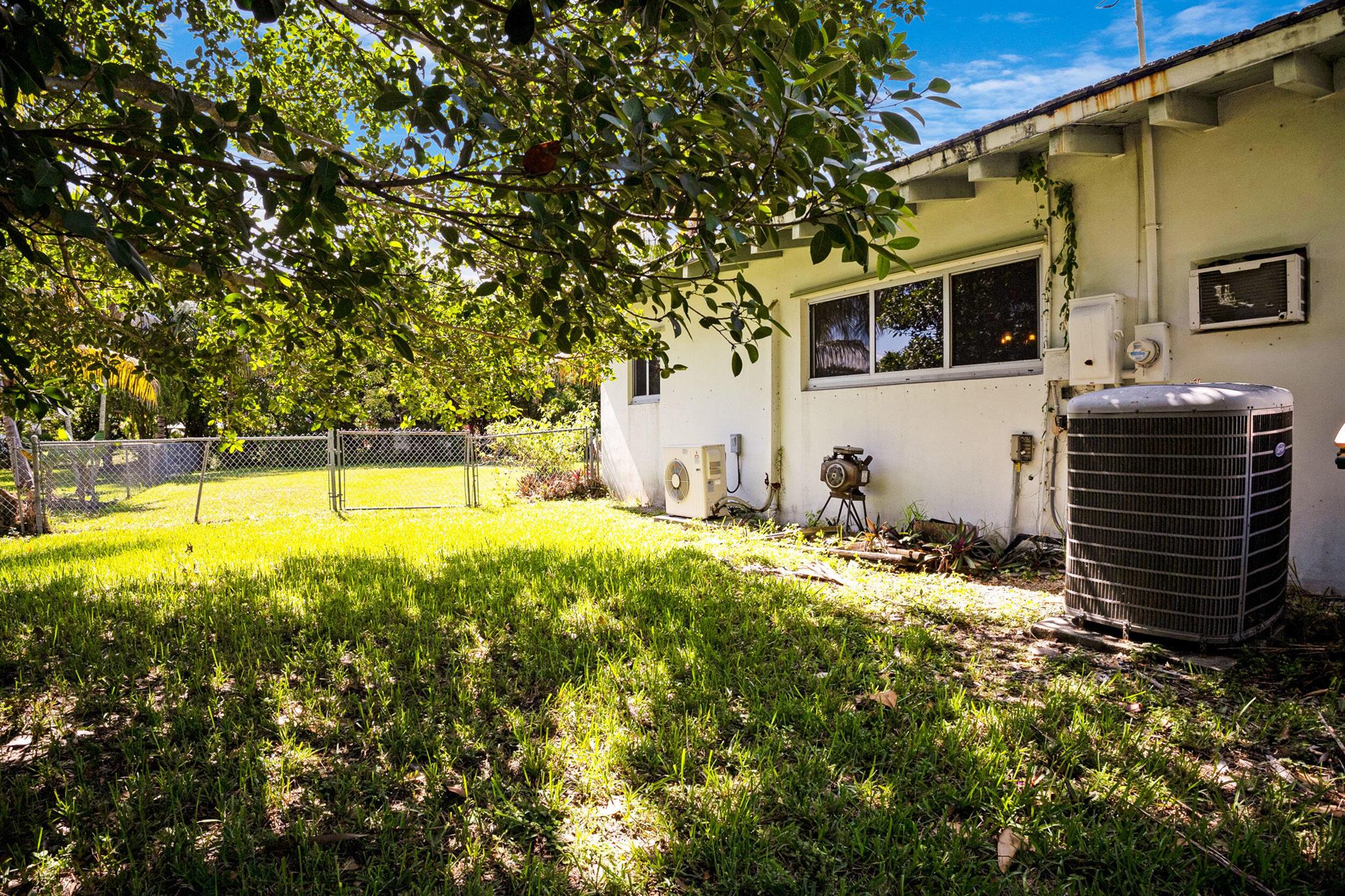 5250 Rock Island Road