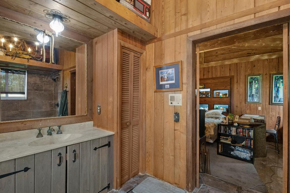 5250 Rock Island Road