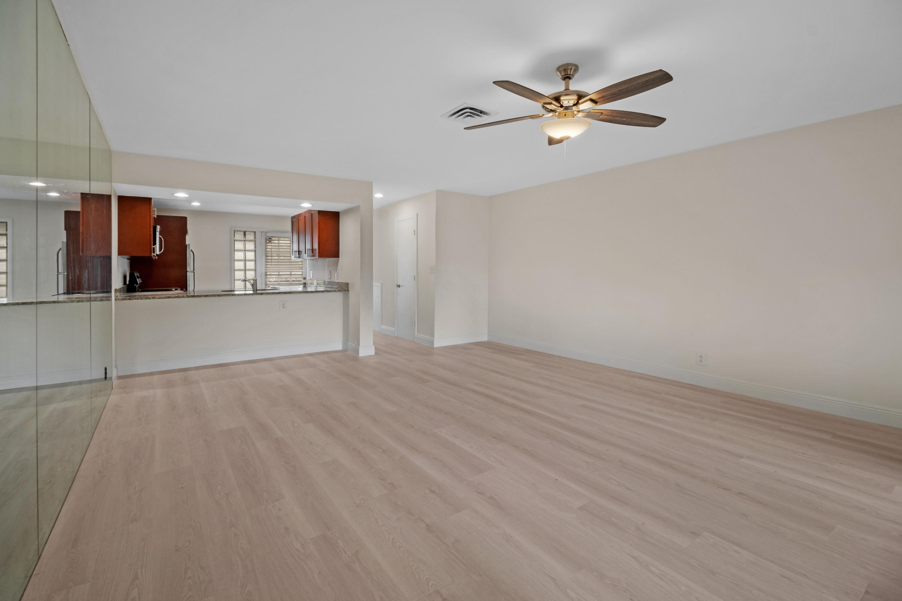 690 SE 23rd Avenue 3