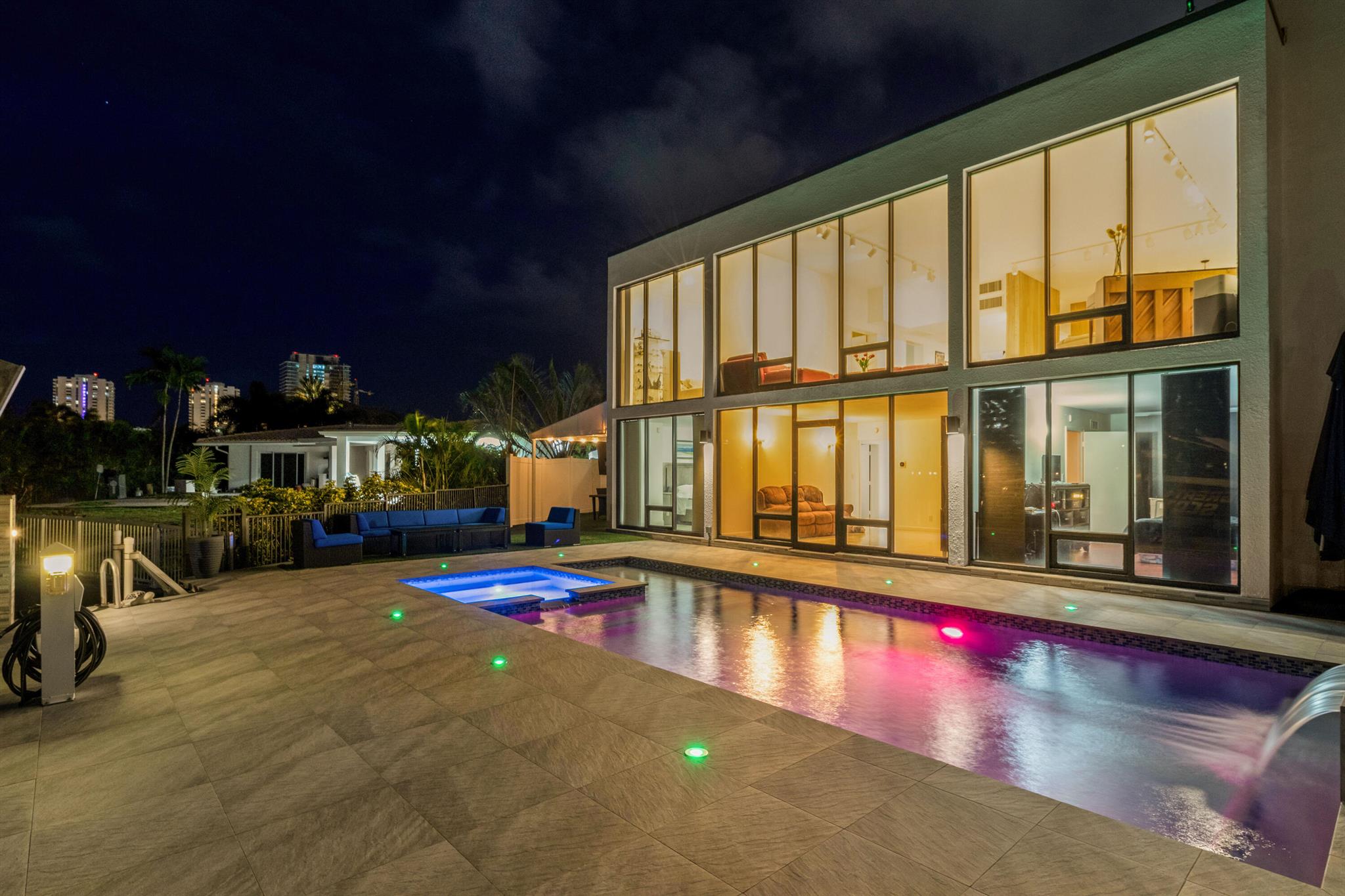 2549 SE 9th Street