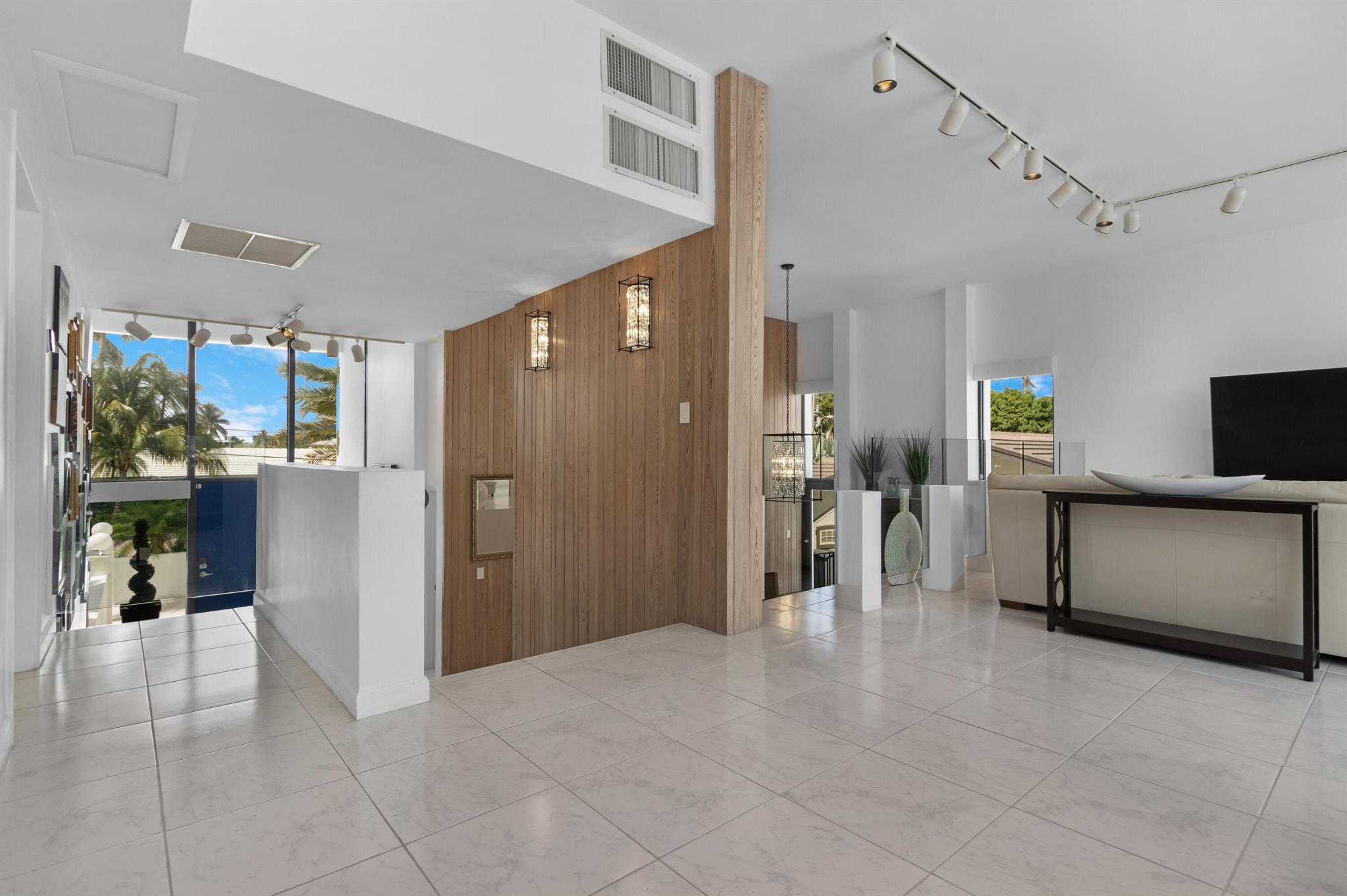 2549 SE 9th Street