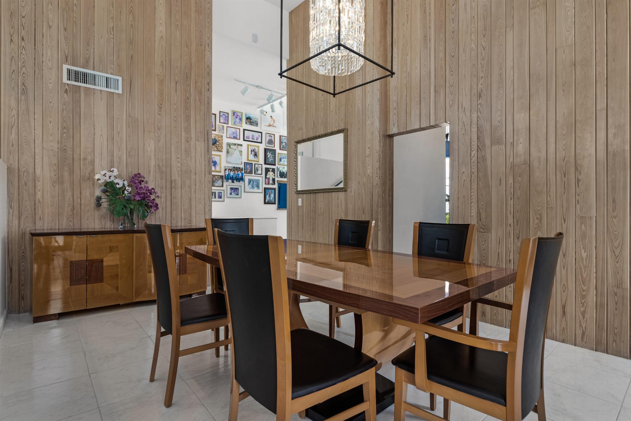 2549 SE 9th Street