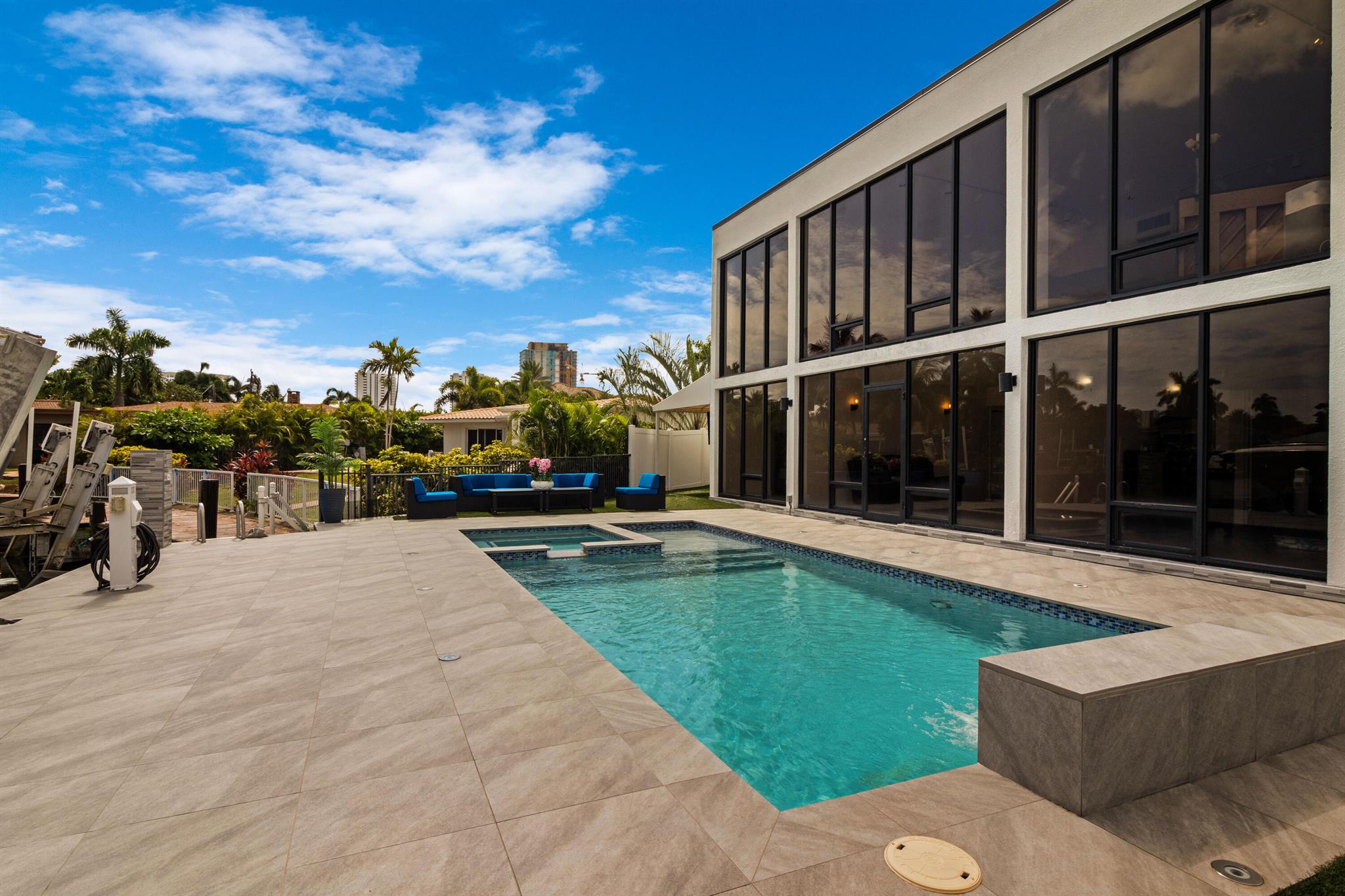 2549 SE 9th Street