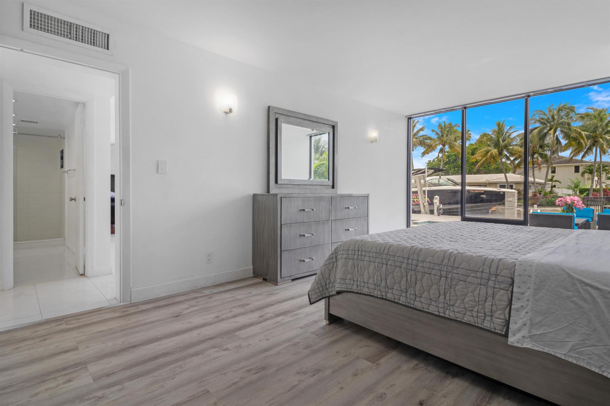 2549 SE 9th Street