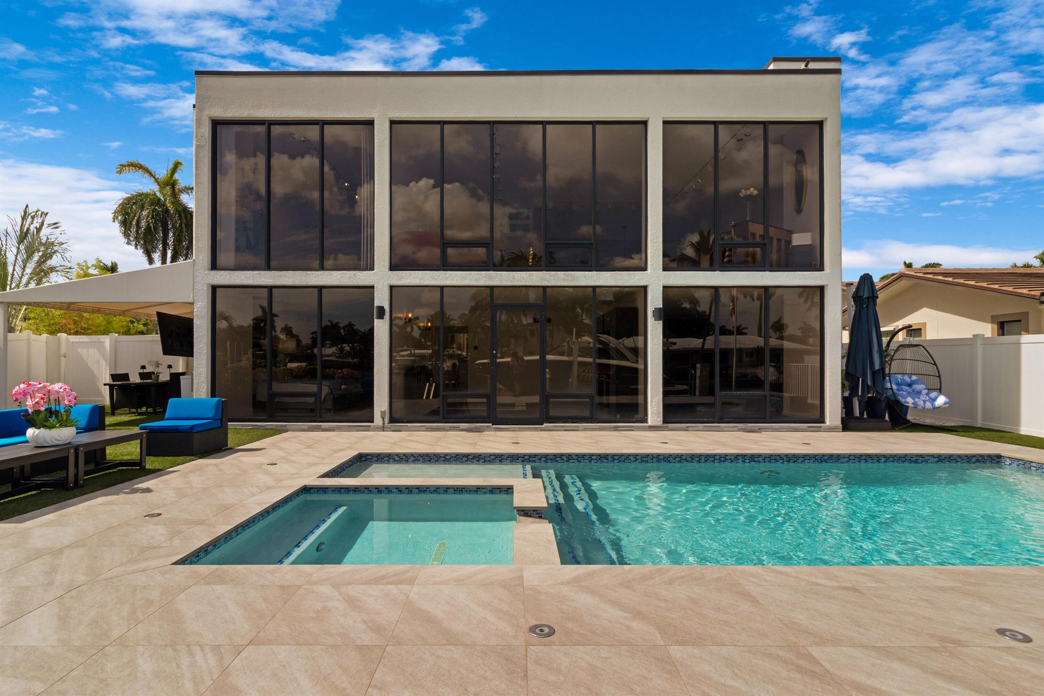 2549 SE 9th Street