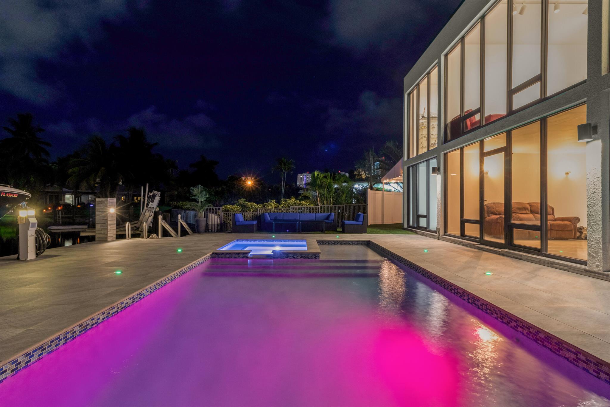 2549 SE 9th Street