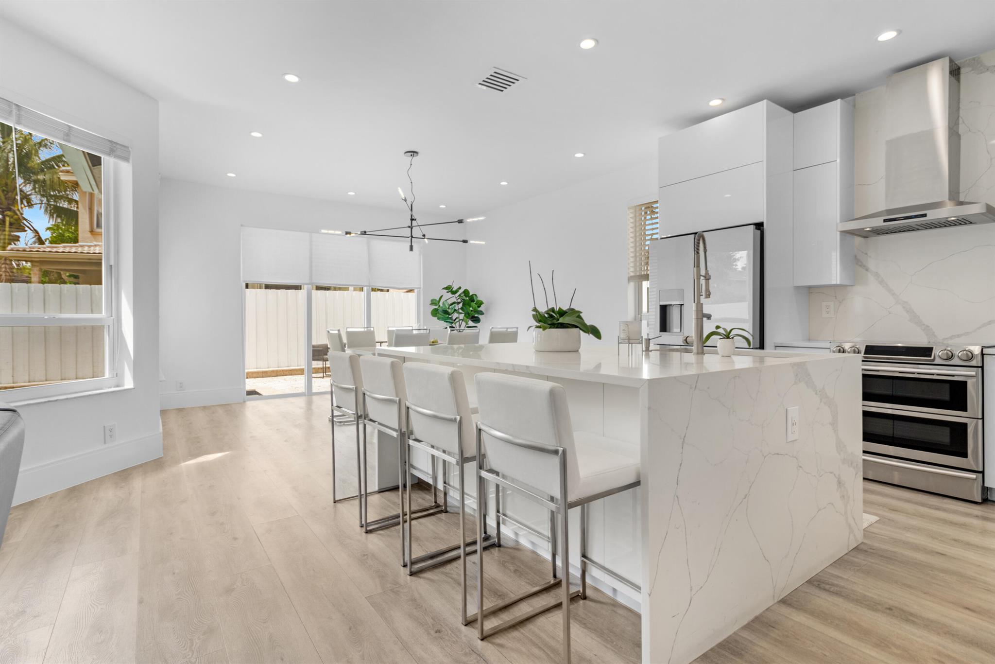 15052 SW 18th Street