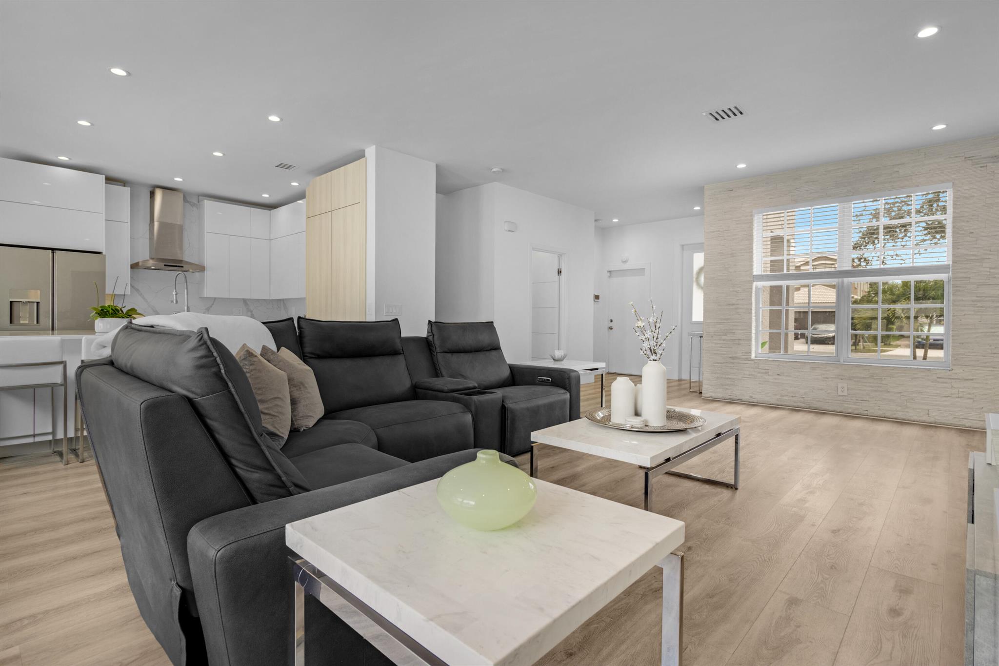 15052 SW 18th Street