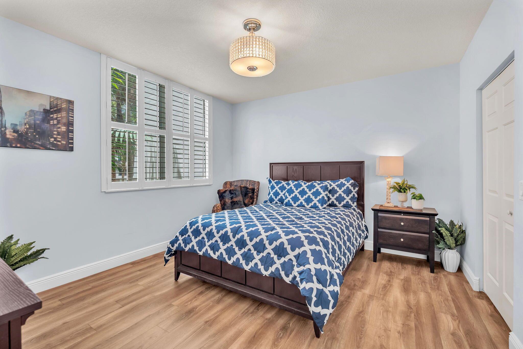 2421 NE 65th Street 213