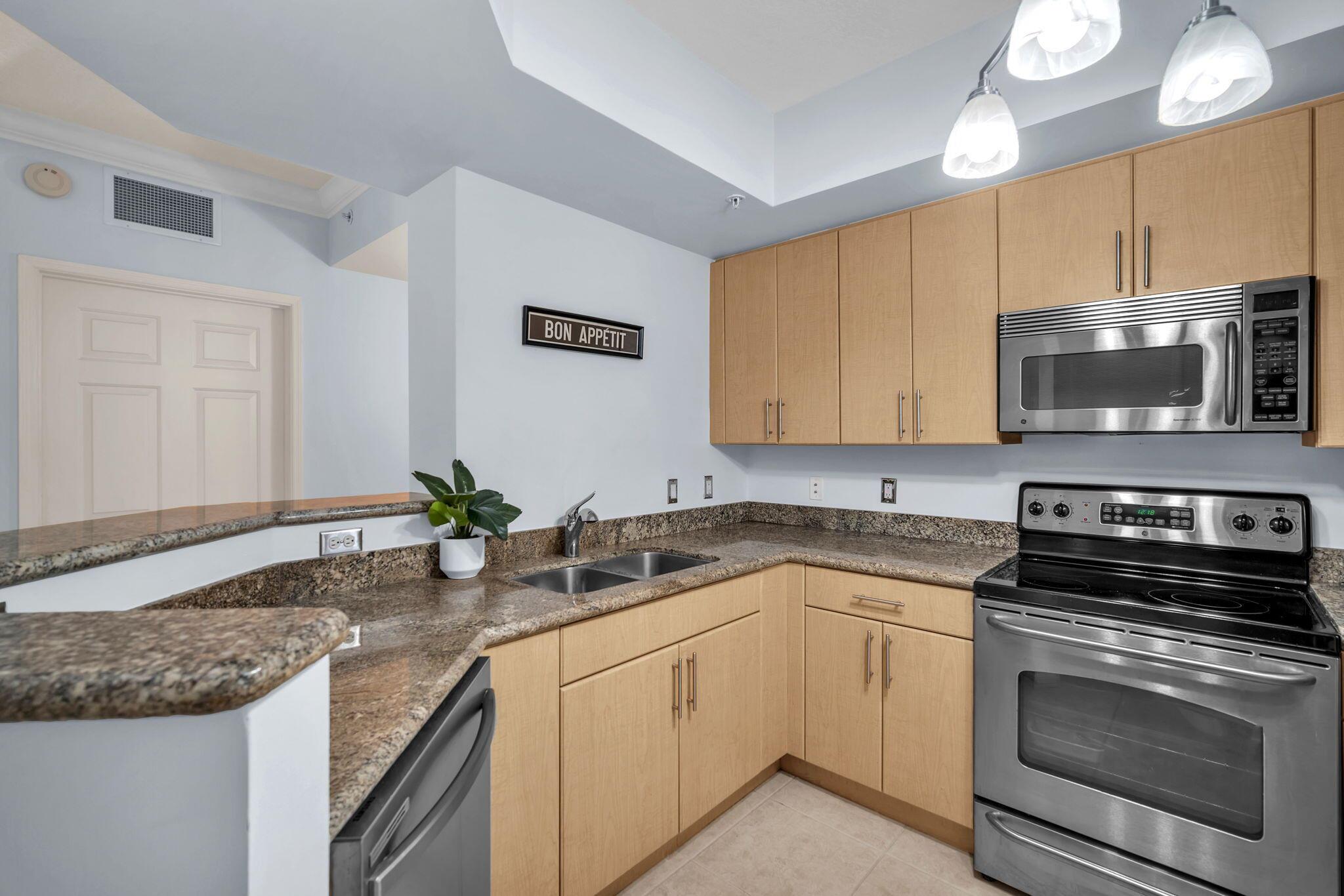 2421 NE 65th Street 213