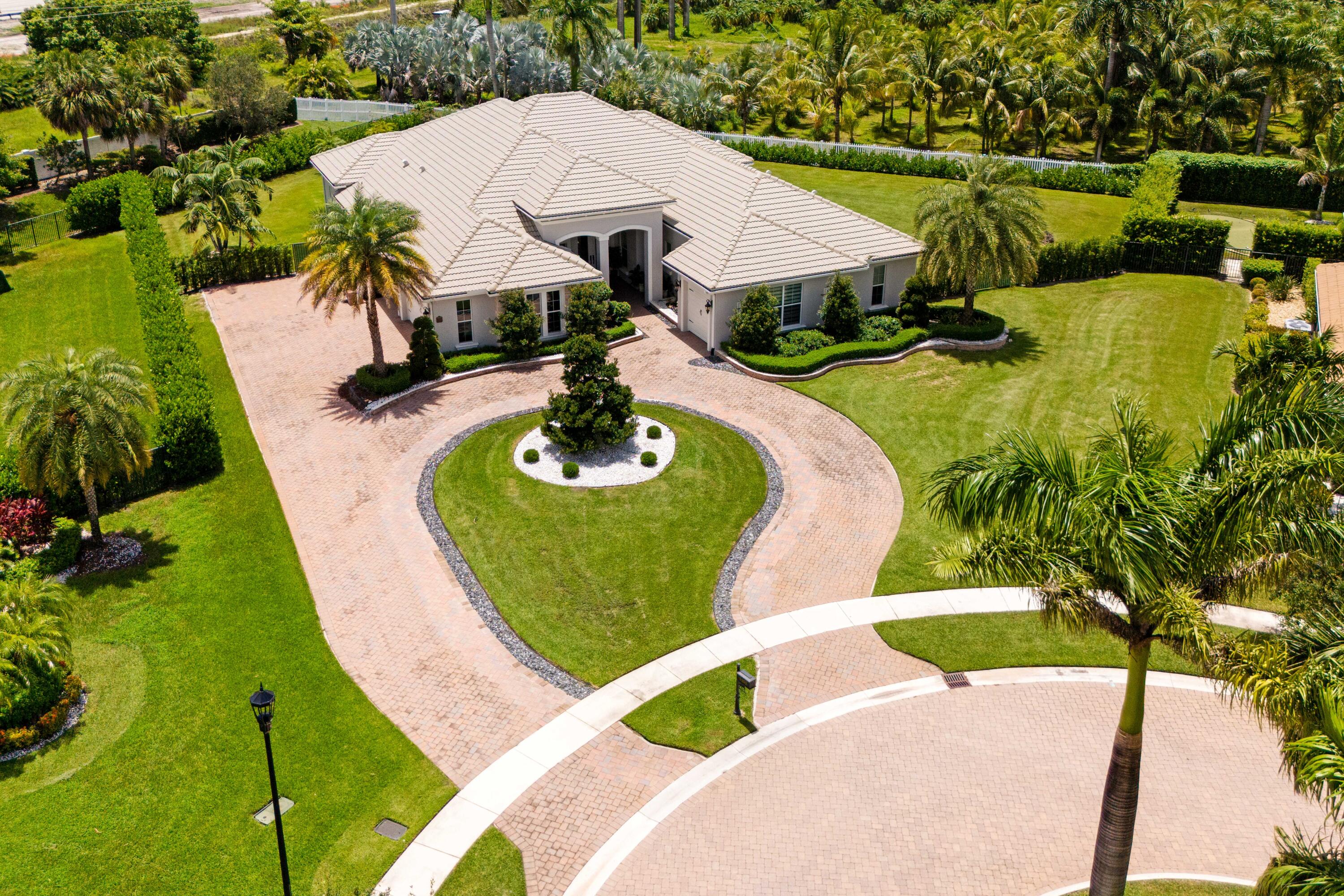 5202 S Sterling Ranch Circle