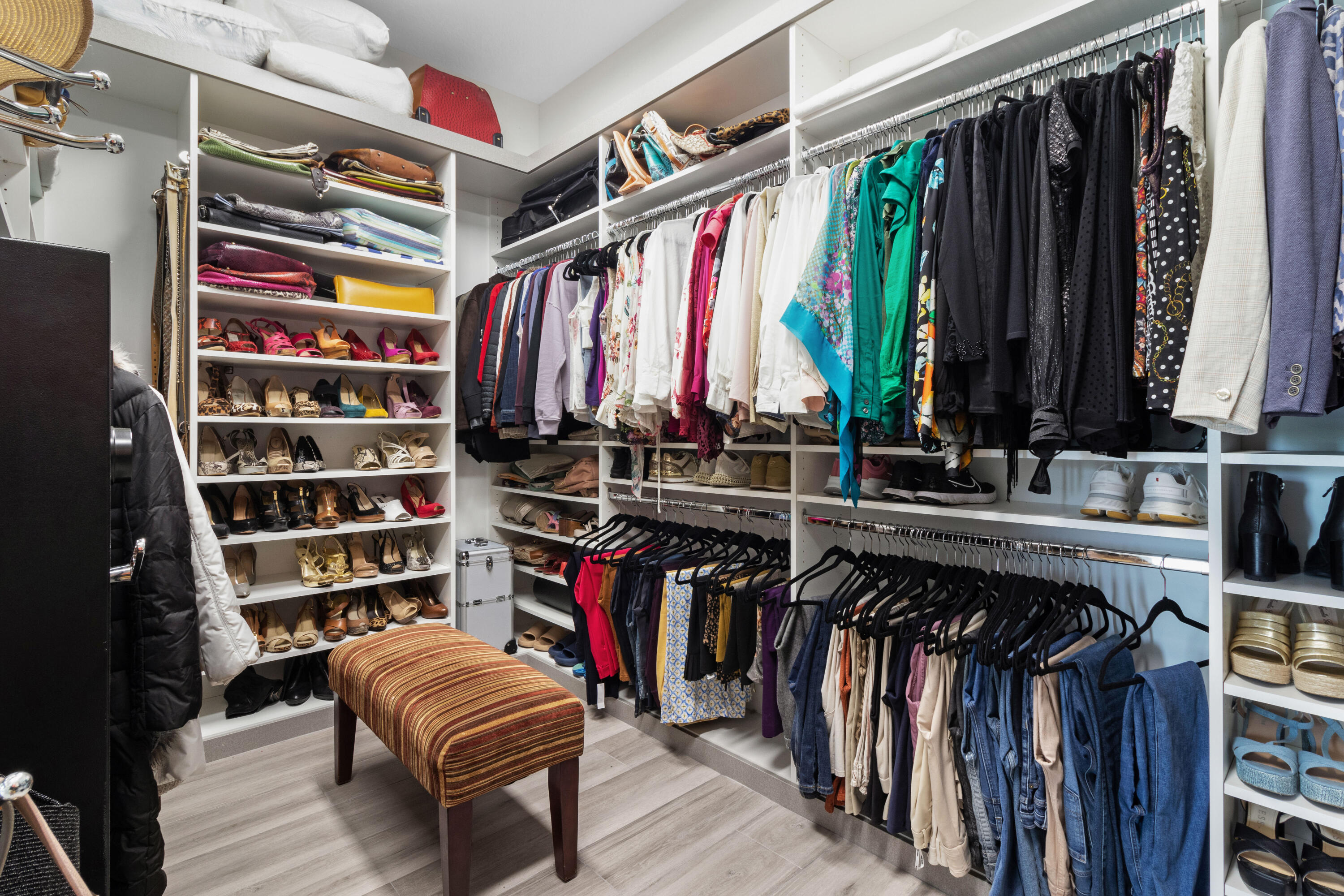 5202 S Sterling Ranch Circle