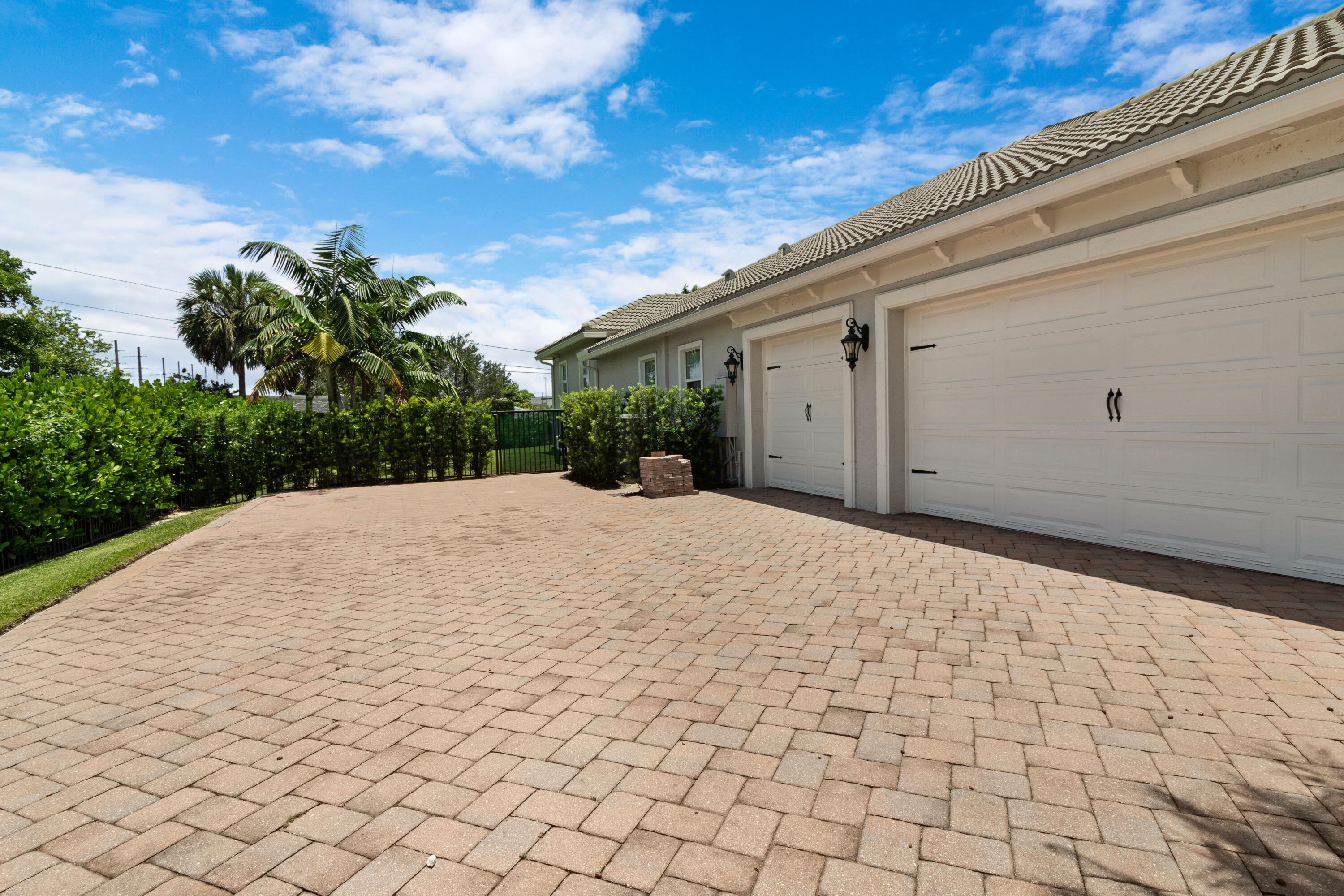 5202 S Sterling Ranch Circle