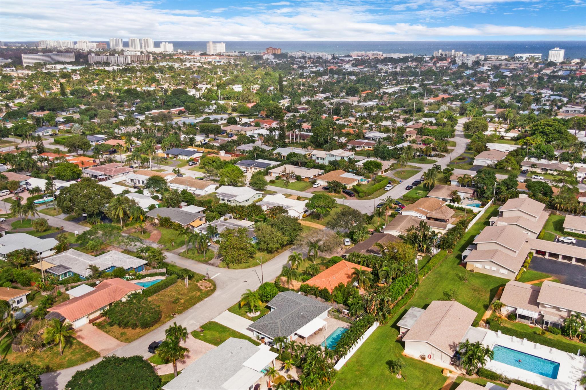 912 SE 8th Court