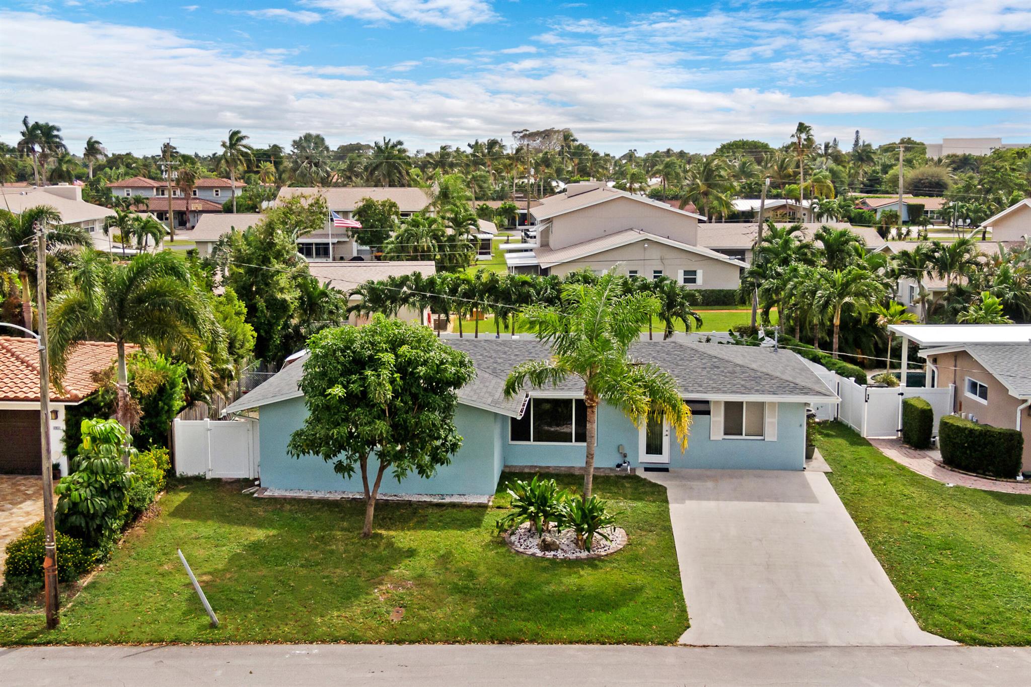 912 SE 8th Court