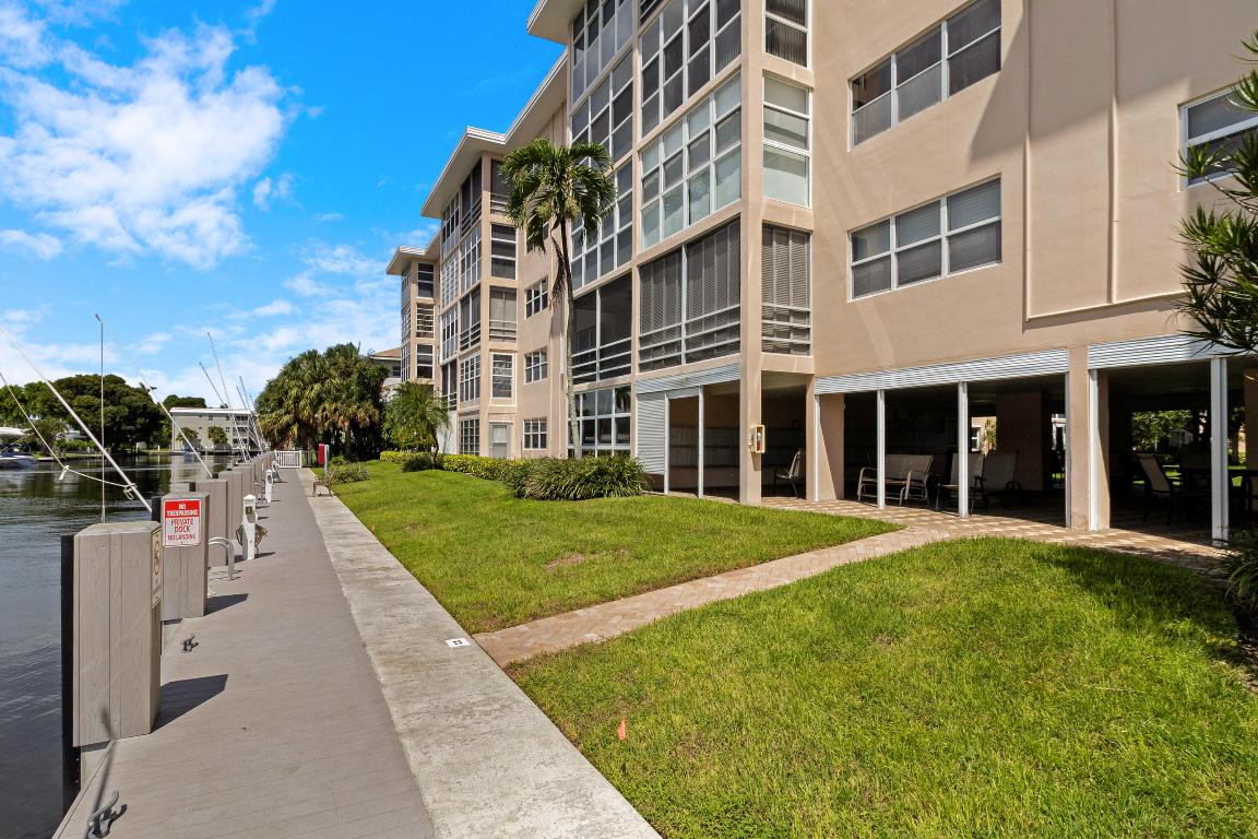 1481 S Ocean 208e