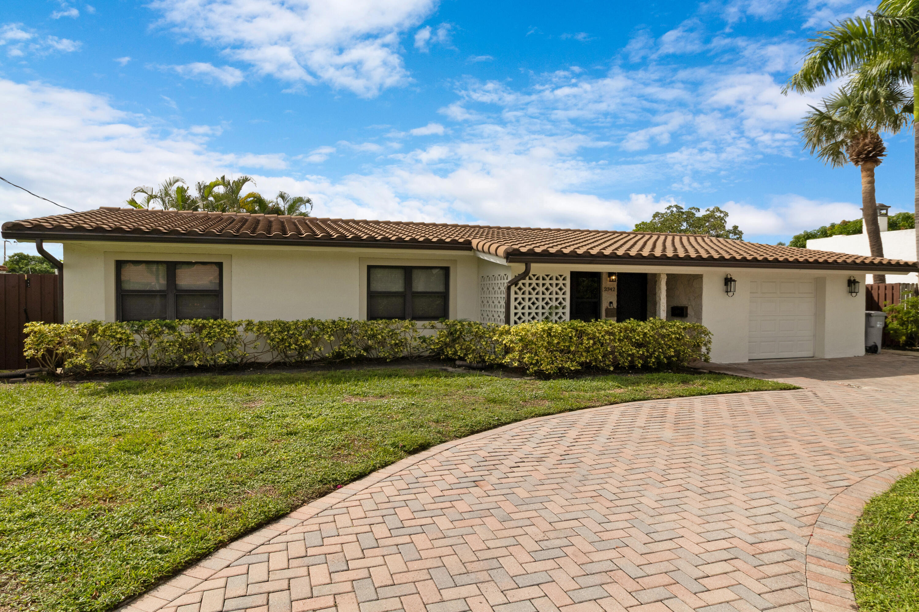 2342 SE 10th Street