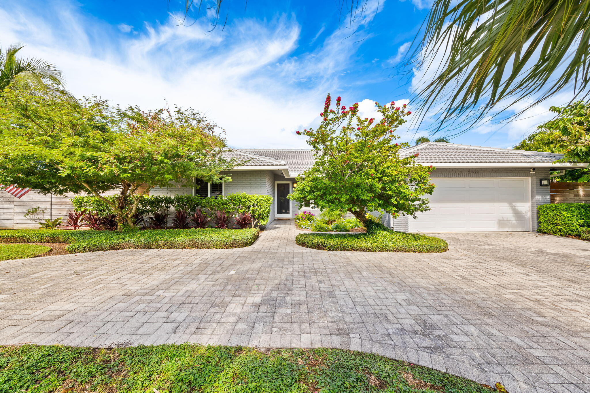 3011 NE 51st Street
