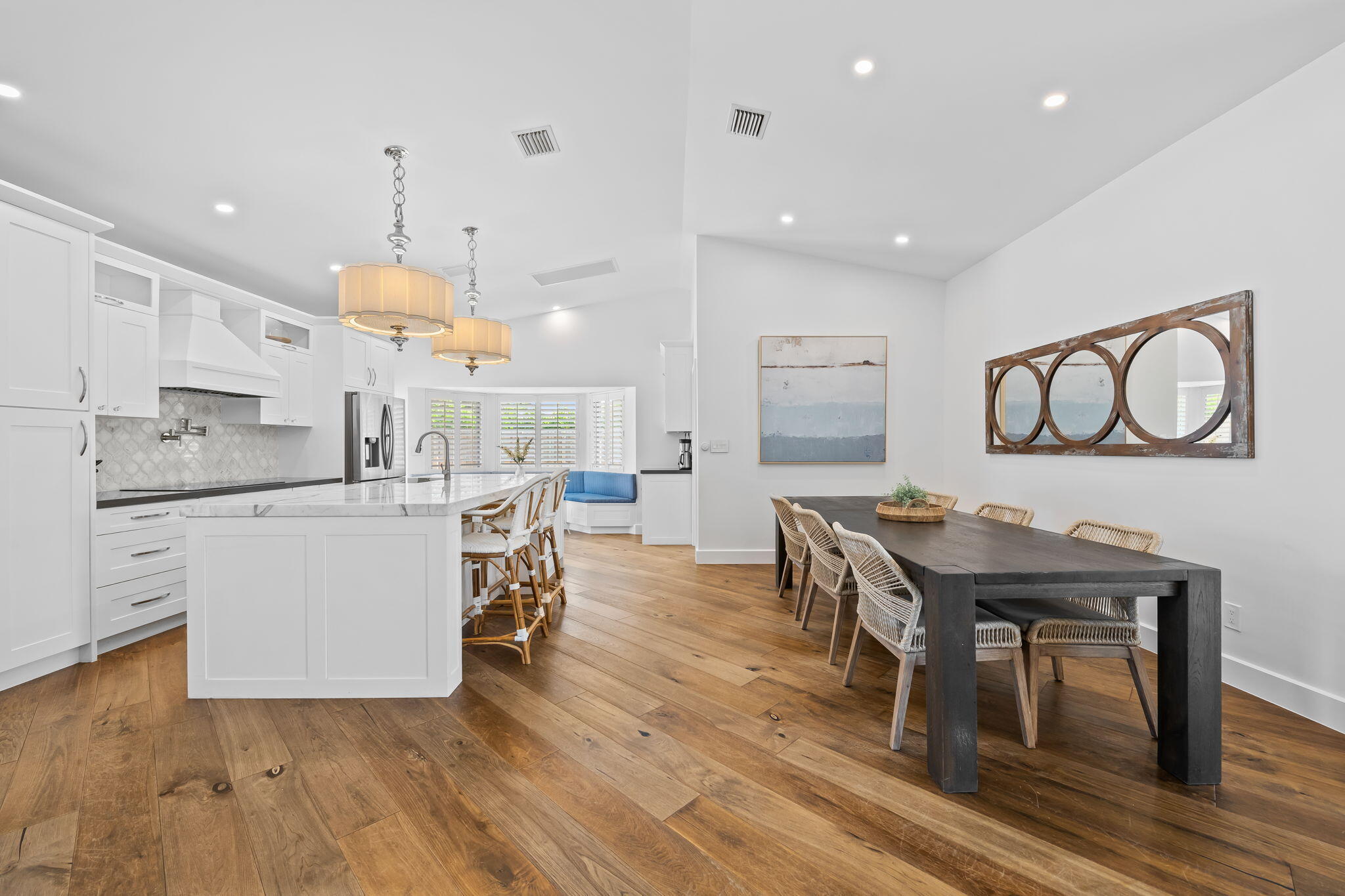 3011 NE 51st Street
