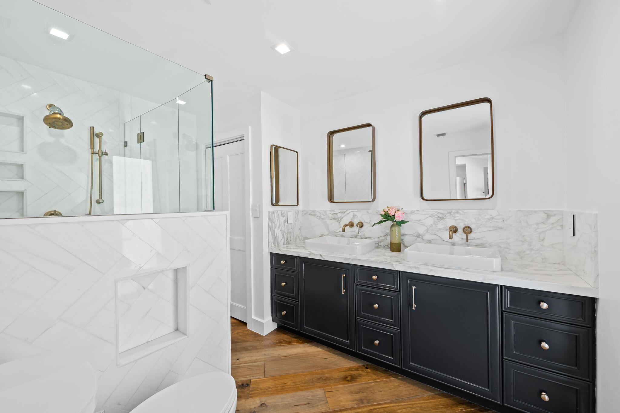 3011 NE 51st Street