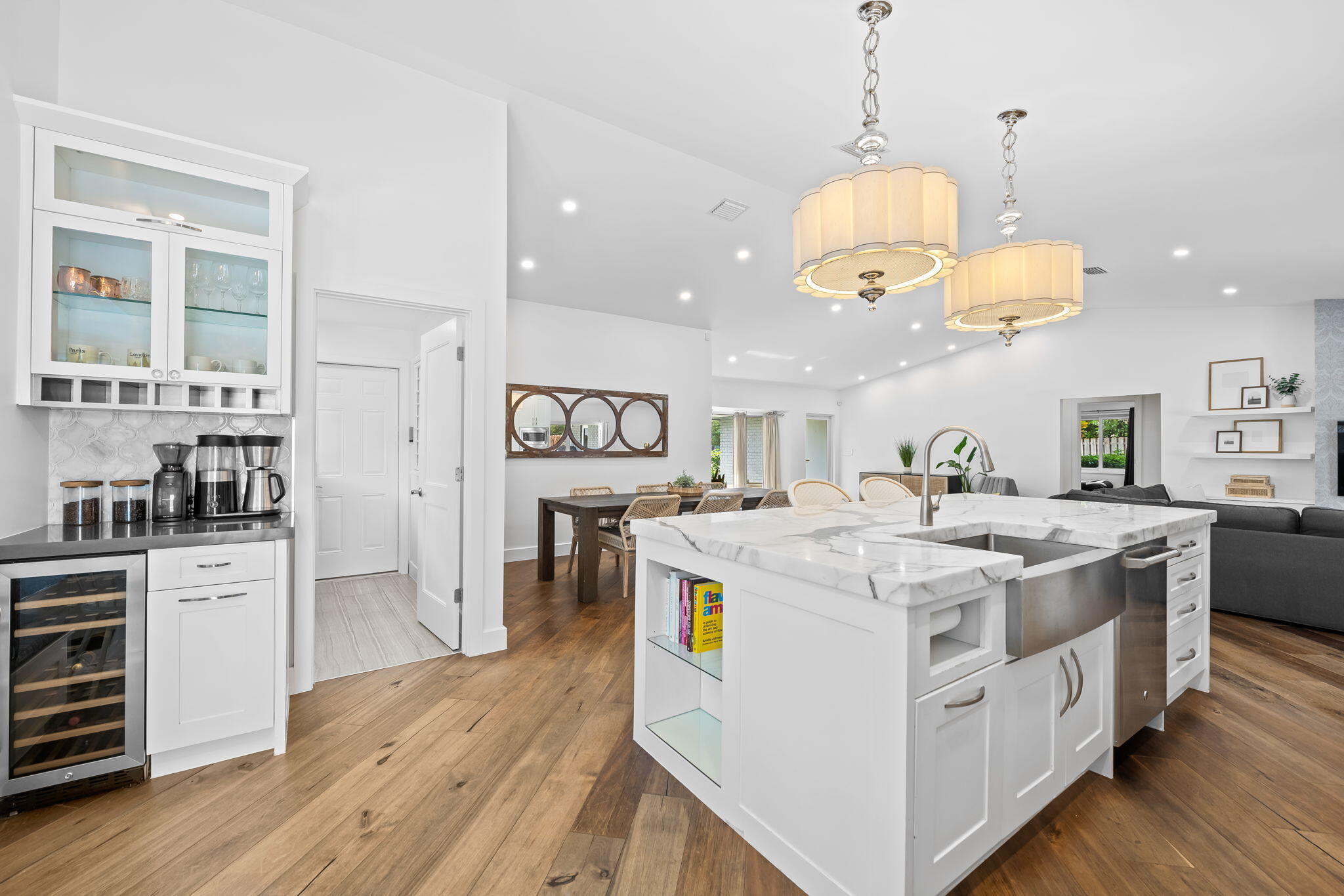 3011 NE 51st Street