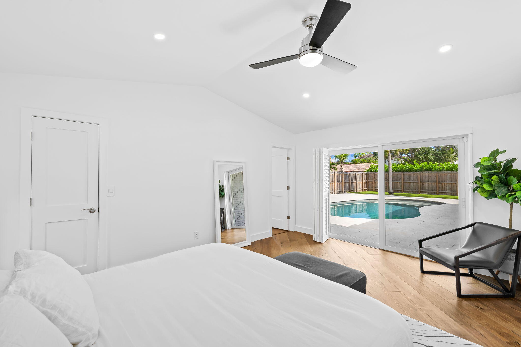 3011 NE 51st Street