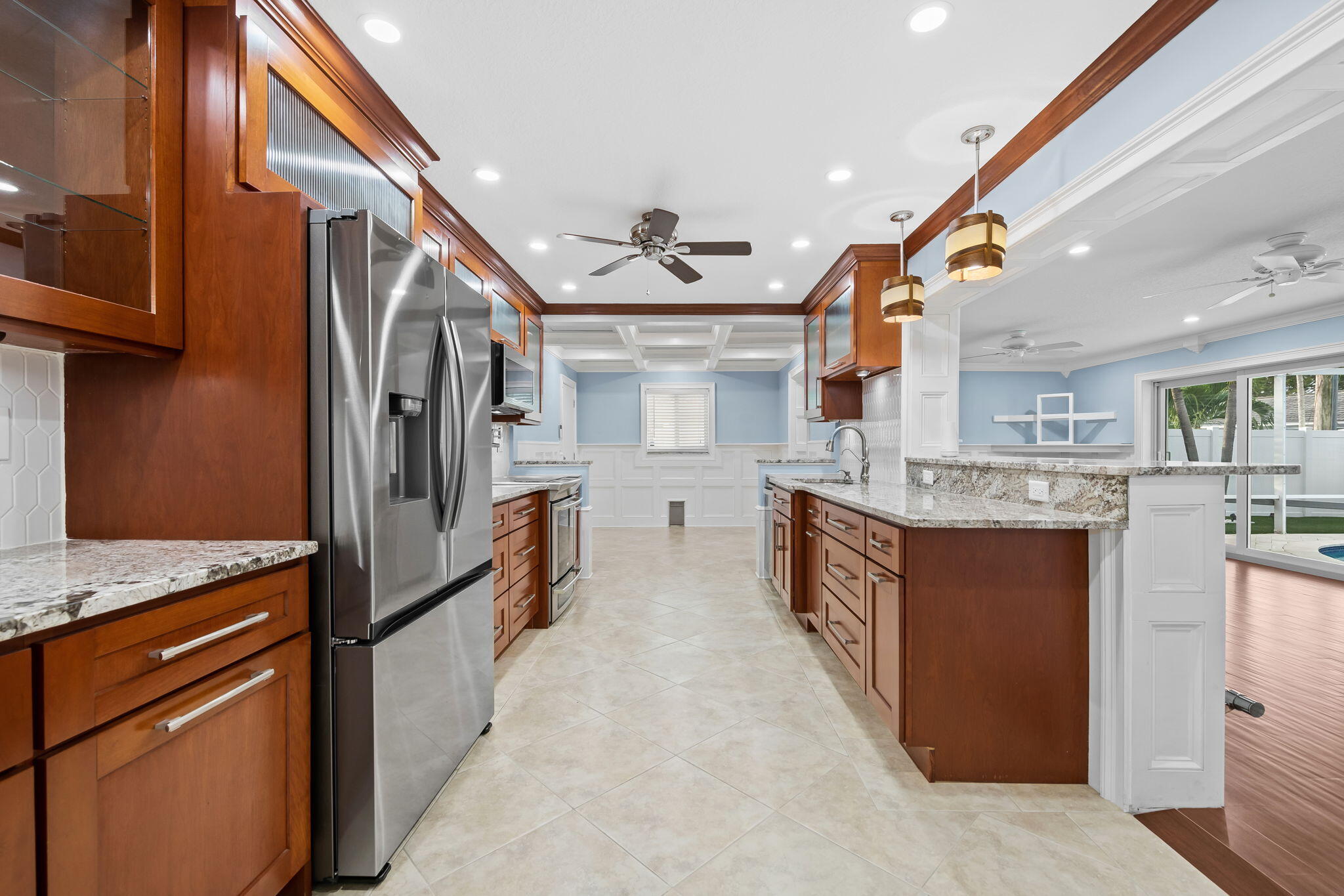 2041 NE 59th Street