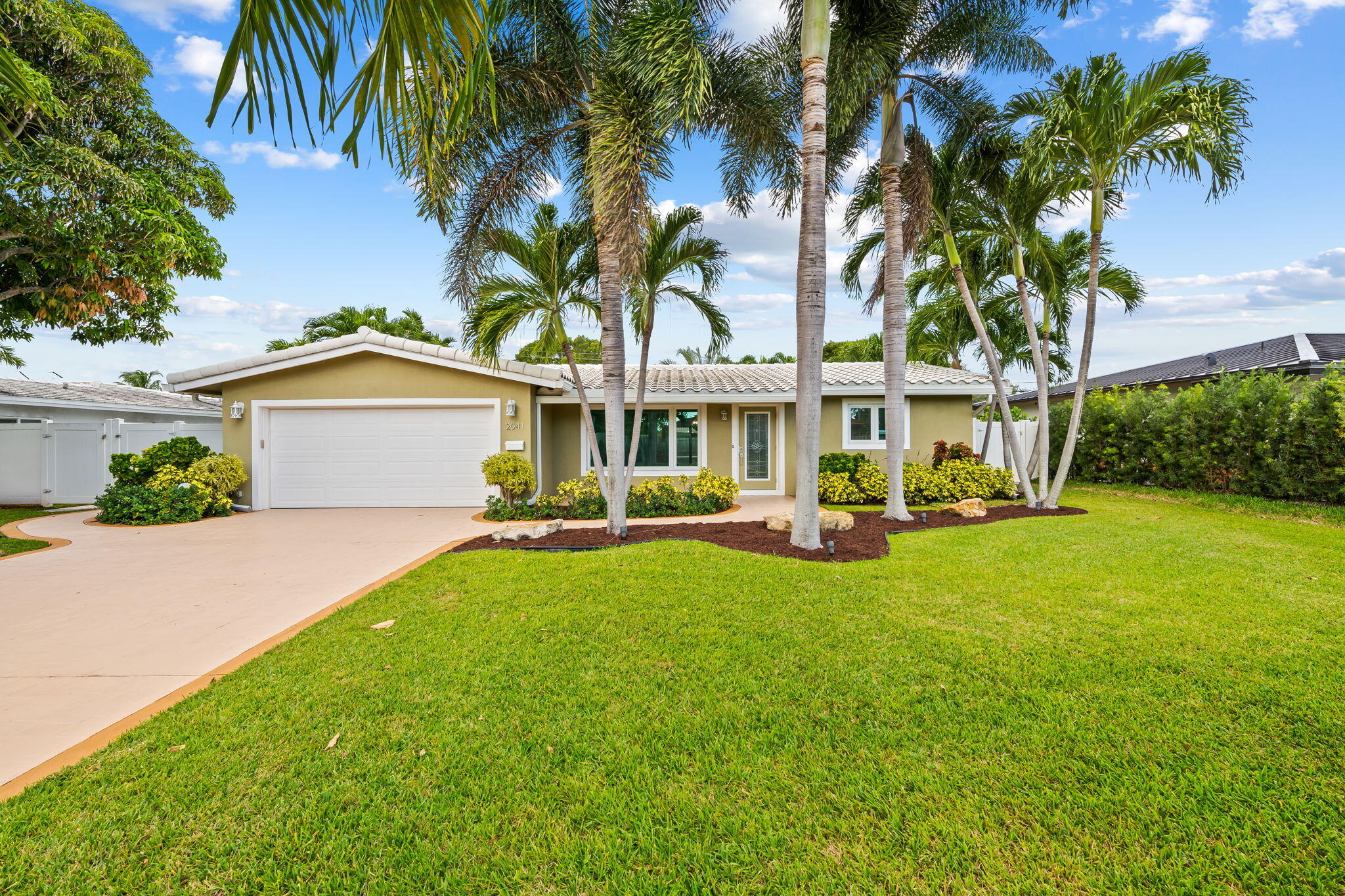 2041 NE 59th Street
