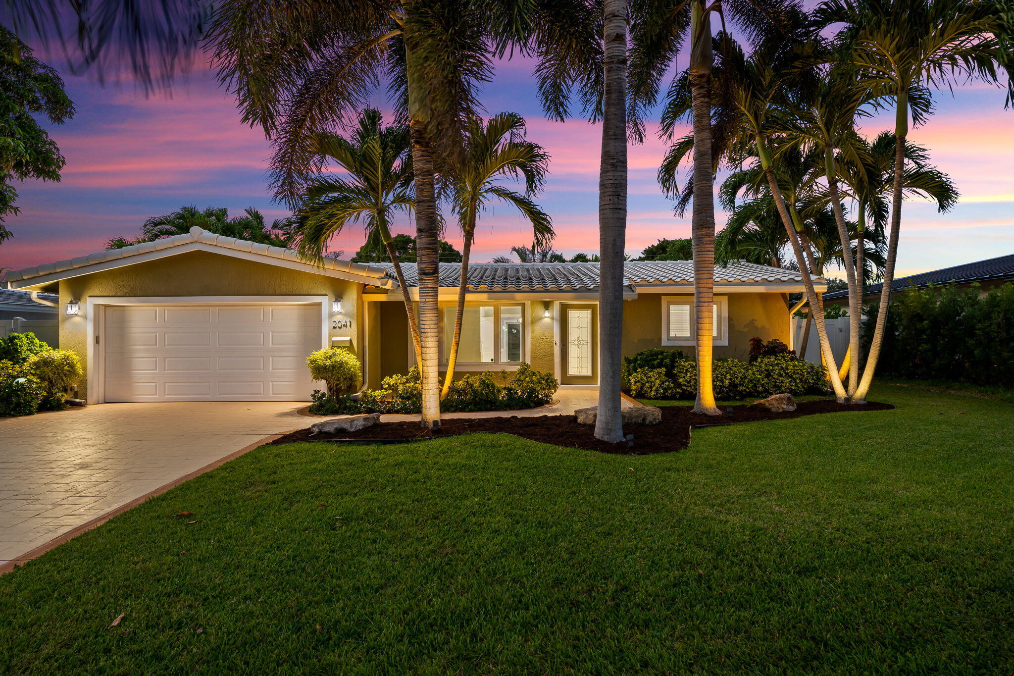 2041 NE 59th Street
