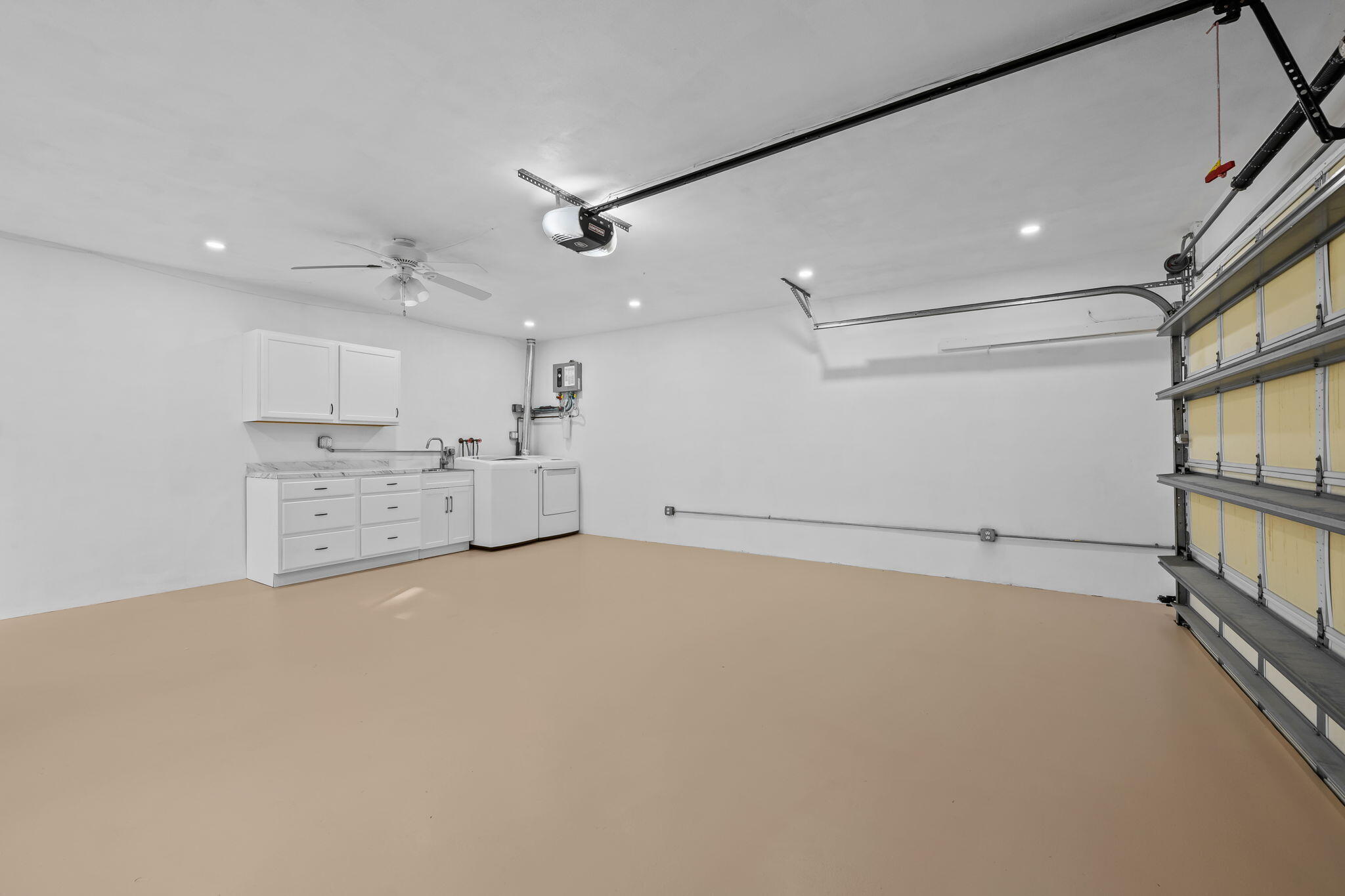 2041 NE 59th Street
