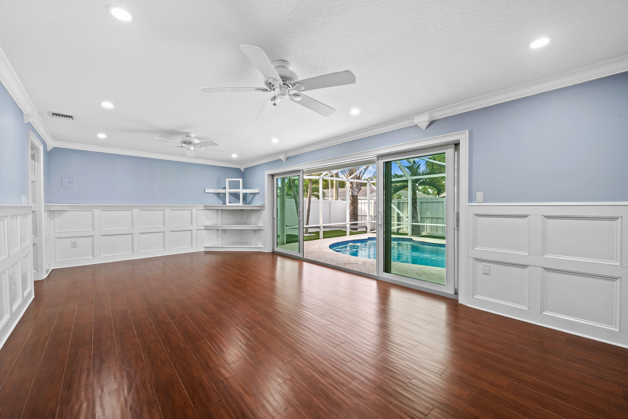2041 NE 59th Street