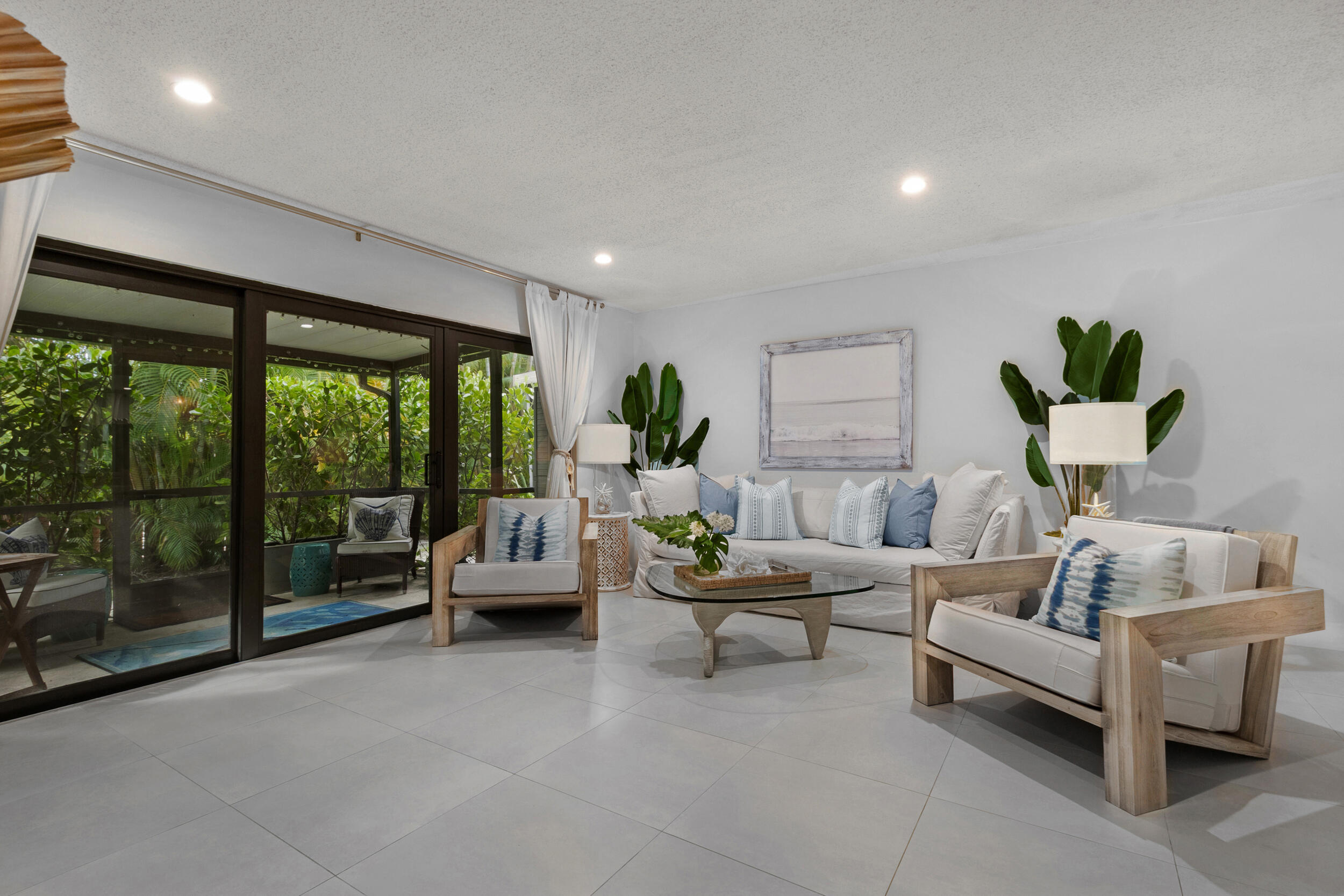 2136 NE 44th Street 4