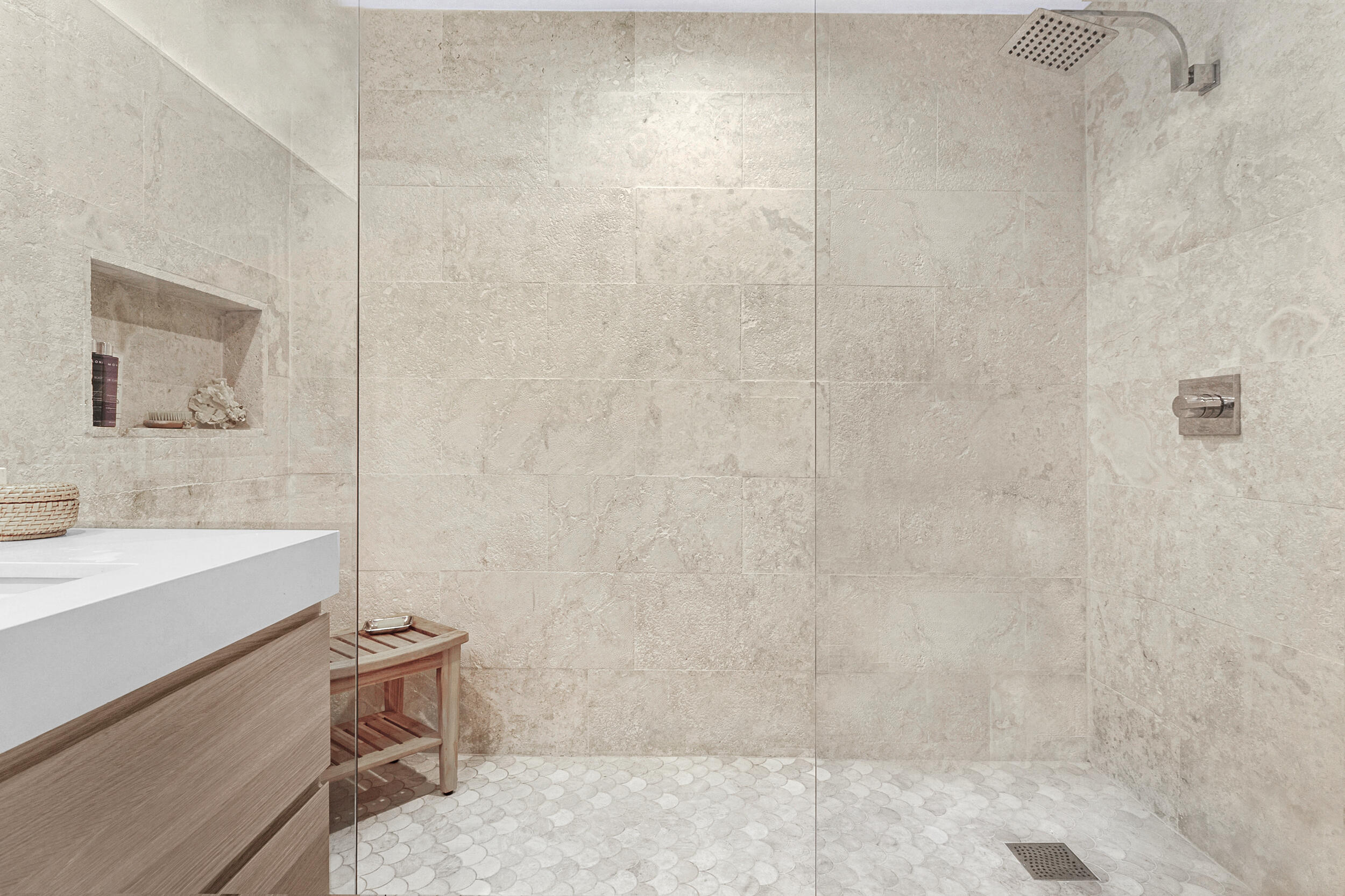 2136 NE 44th Street 4