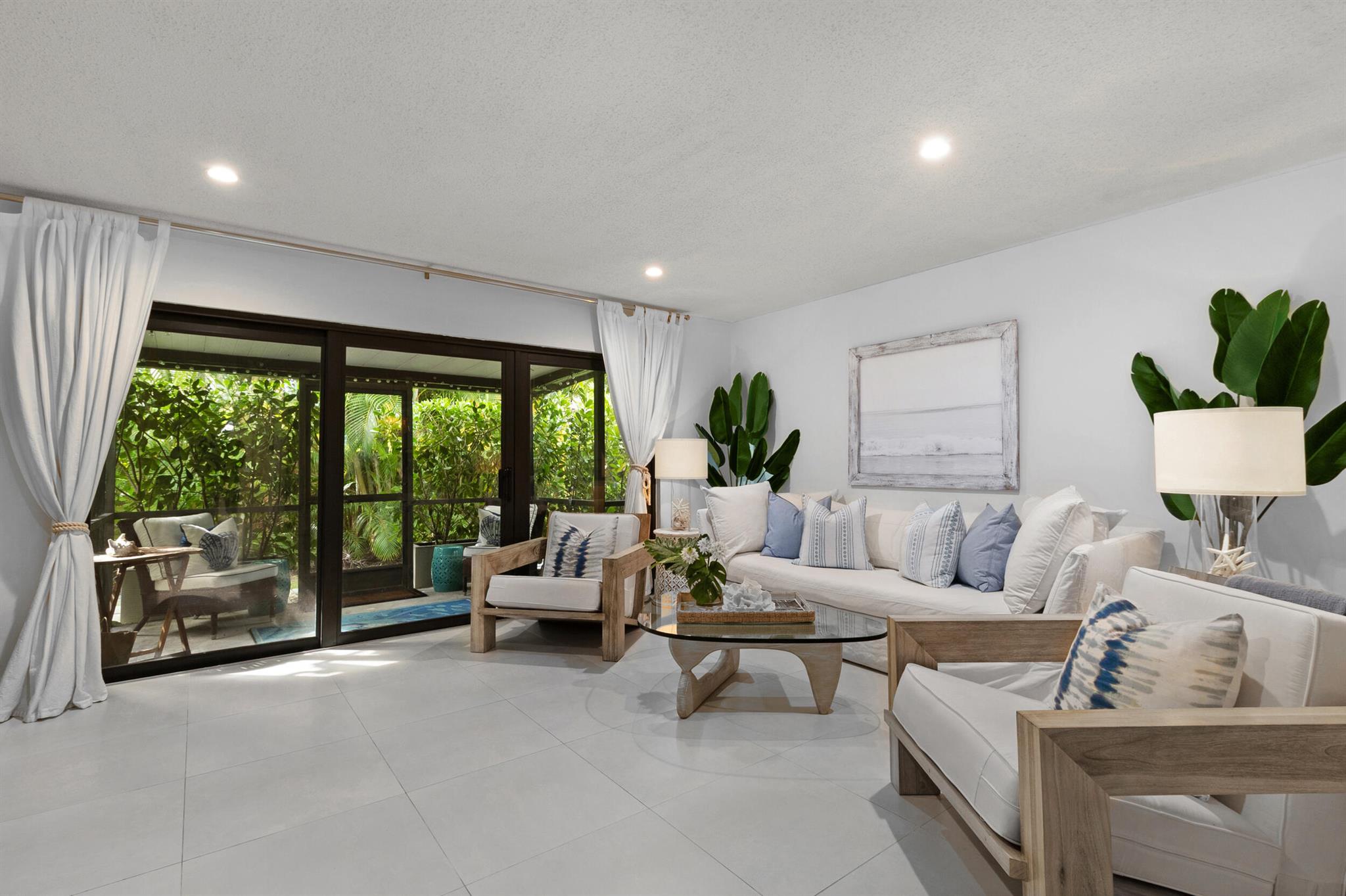 2136 NE 44th Street 4