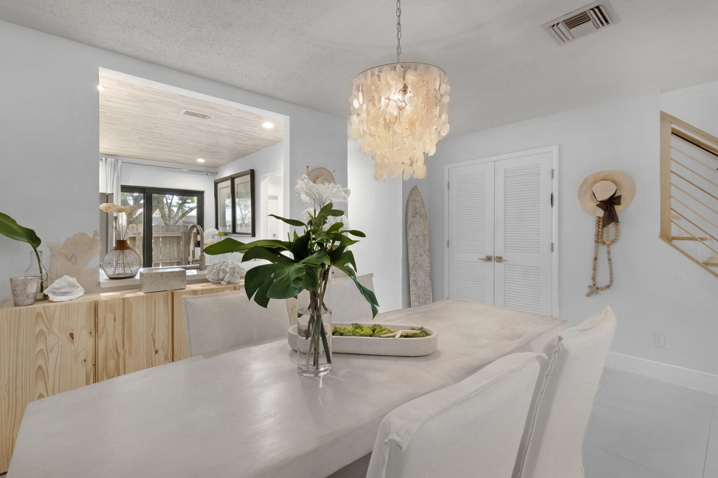 2136 NE 44th Street 4