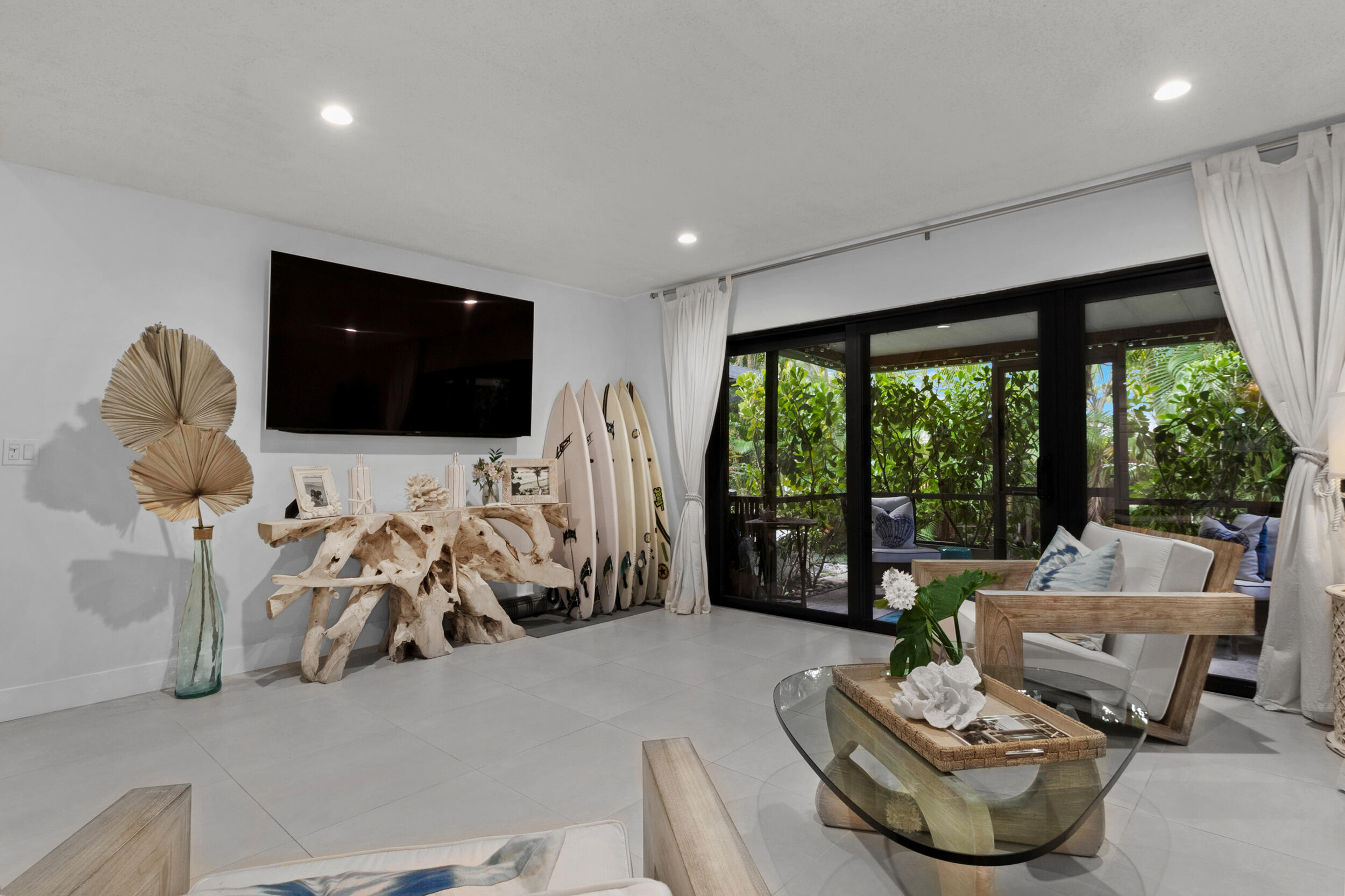 2136 NE 44th Street 4