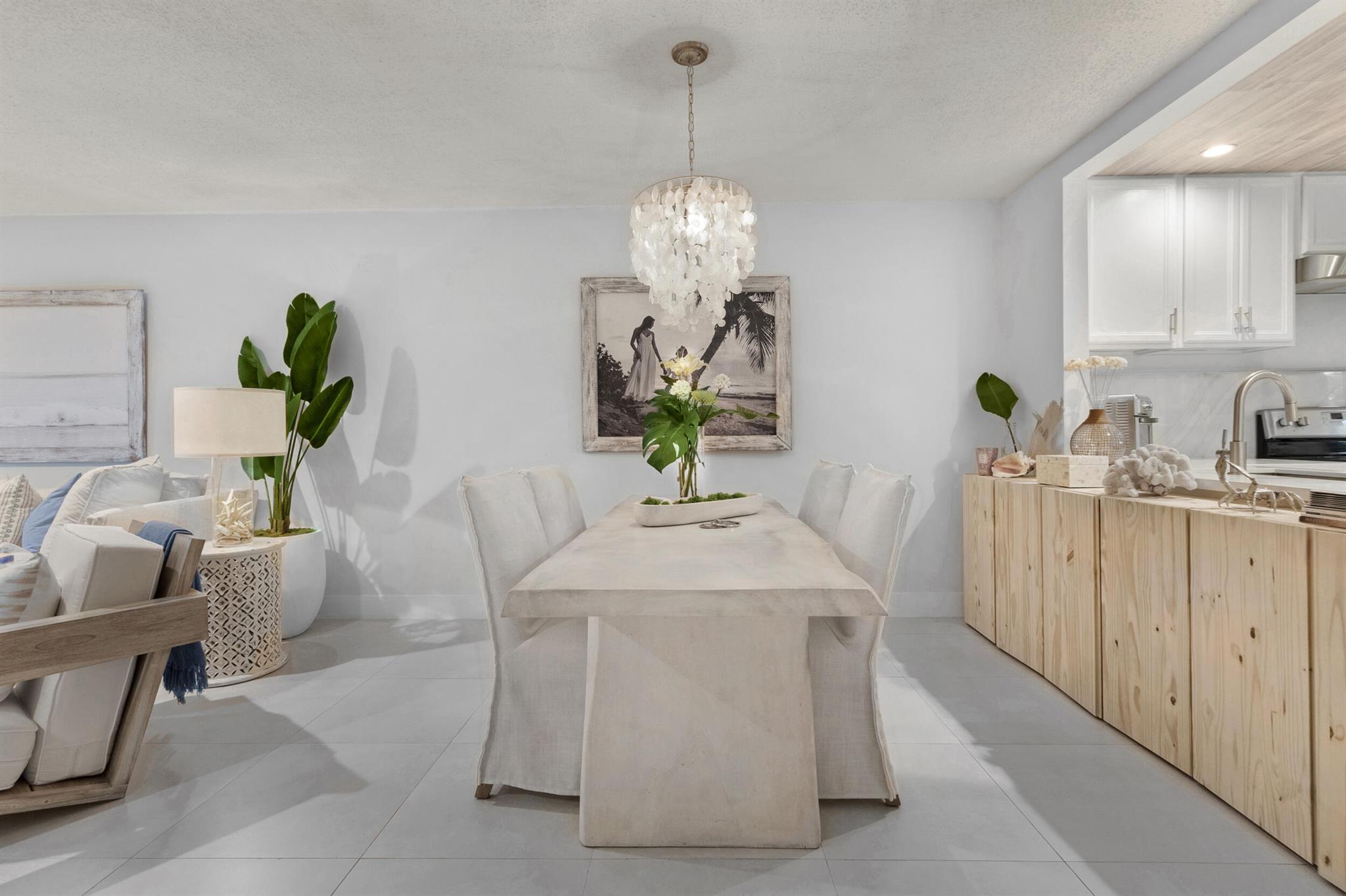 2136 NE 44th Street 4