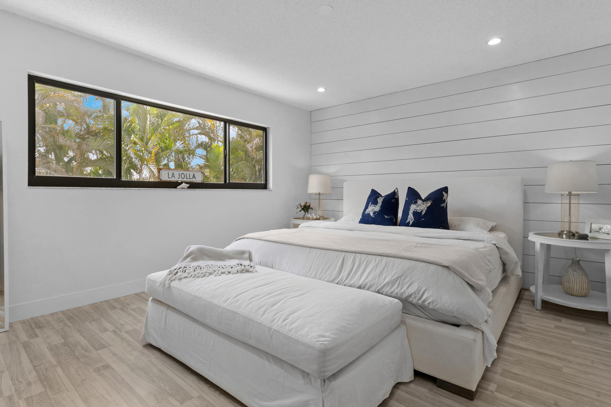 2136 NE 44th Street 4