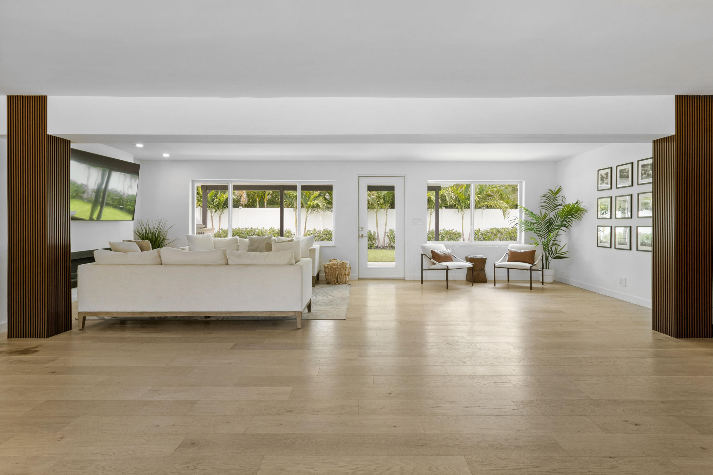 2862 NE 35th Court