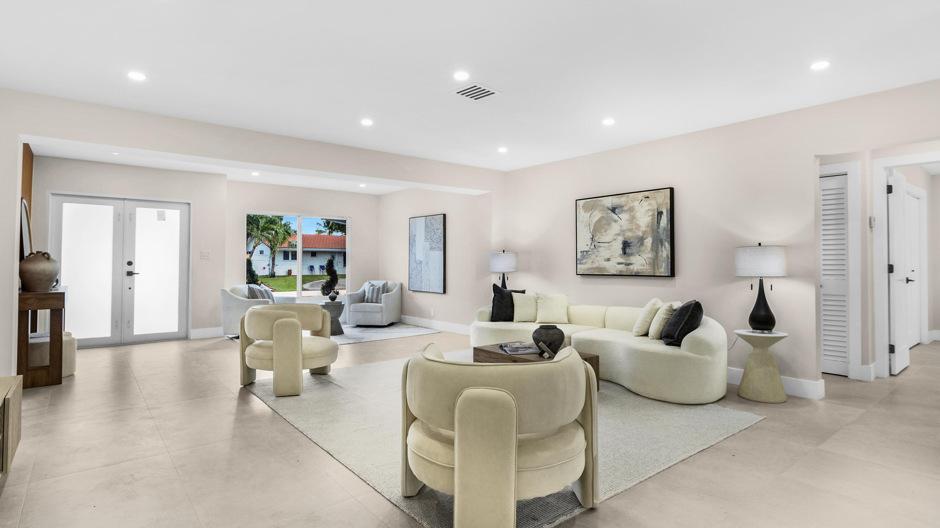 965 SE 10th Court