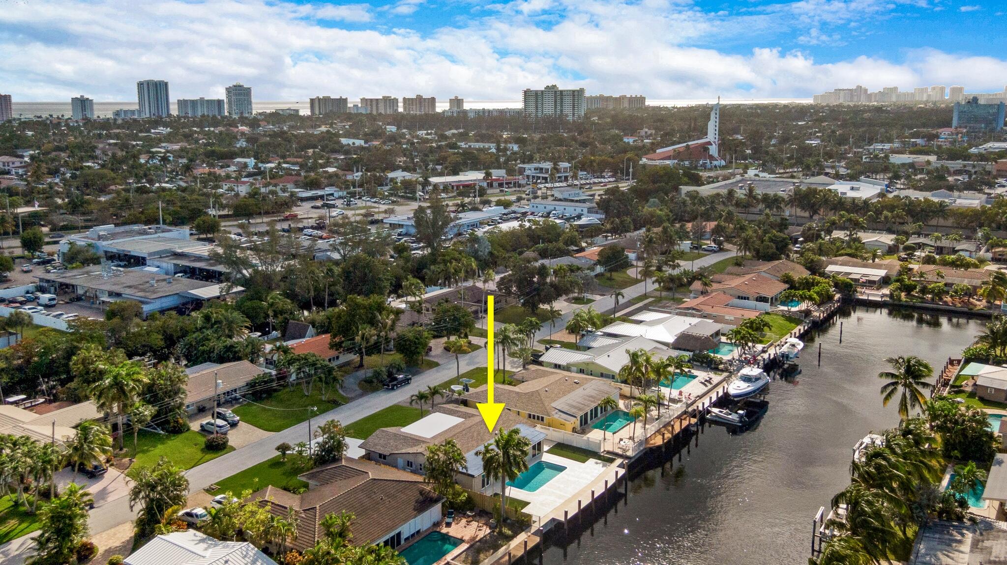965 SE 10th Court