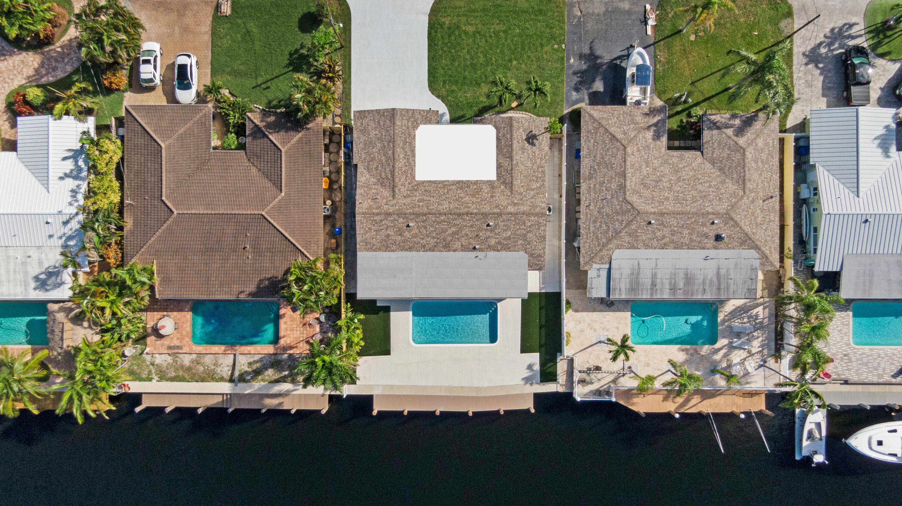 965 SE 10th Court